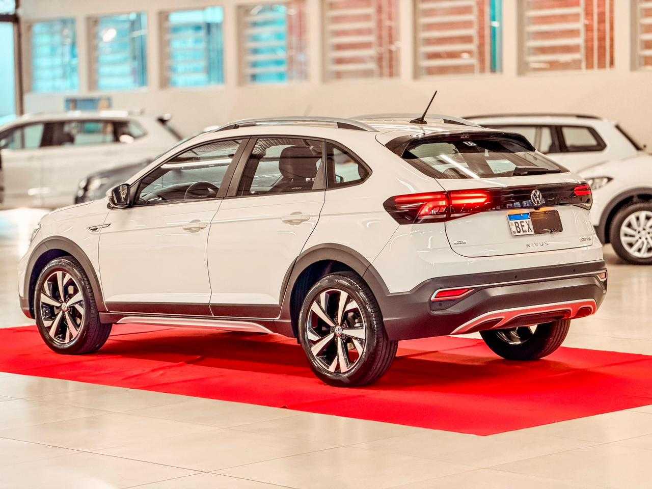 NIVUS 1.0 200TSI HIGHLINE FLEX