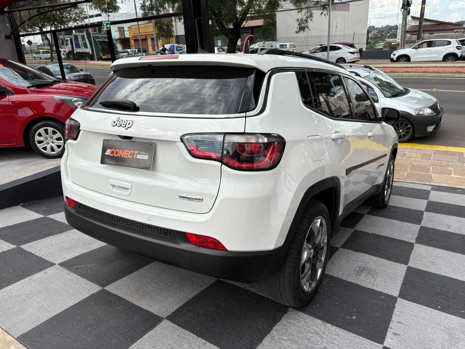 COMPASS LONGITUDE 2.0 AT