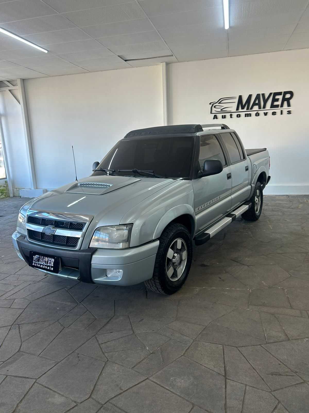 S10 EXECUTIVE 2.8 CD