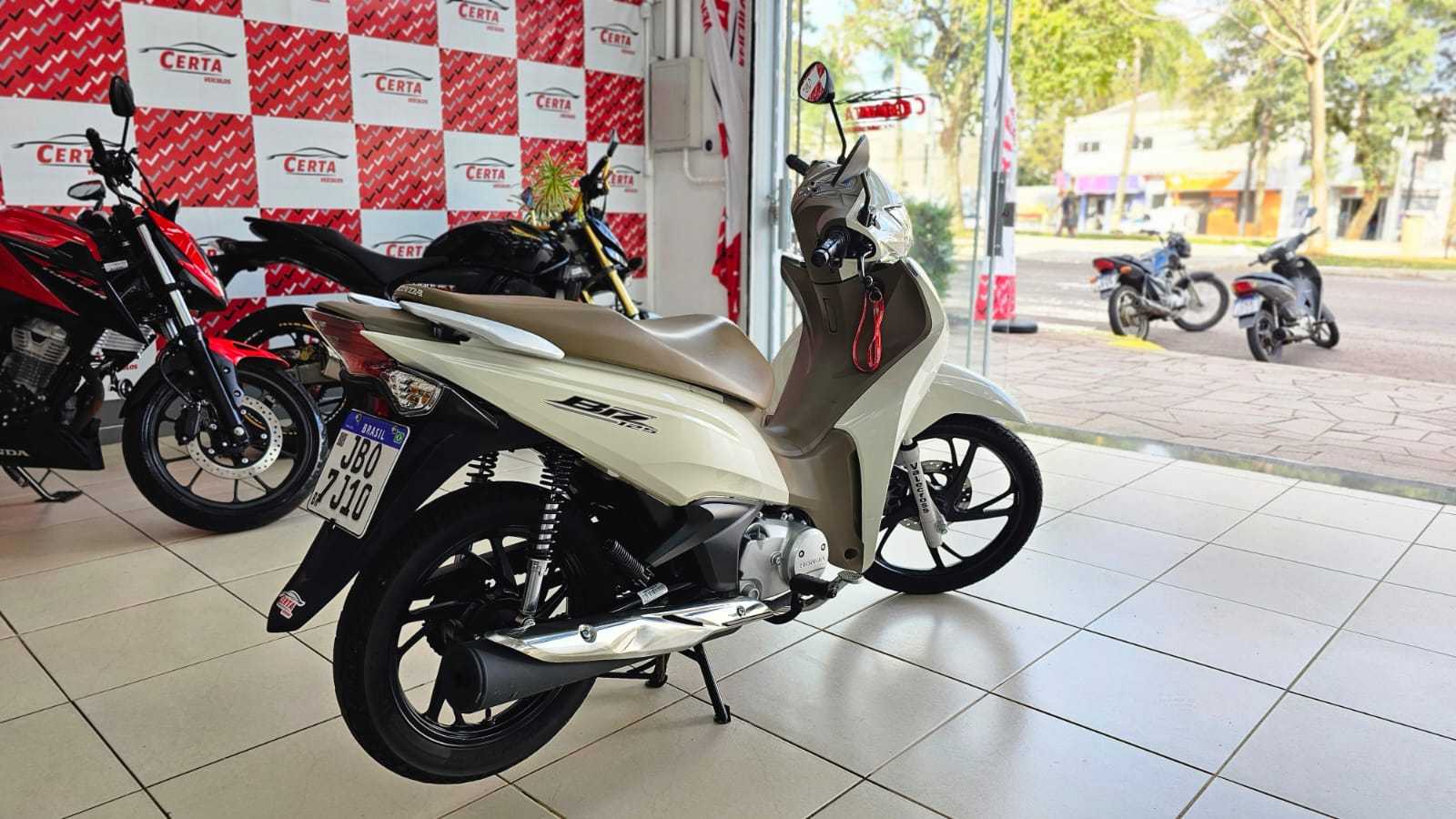 BIZ 125 ÚNICA DONA