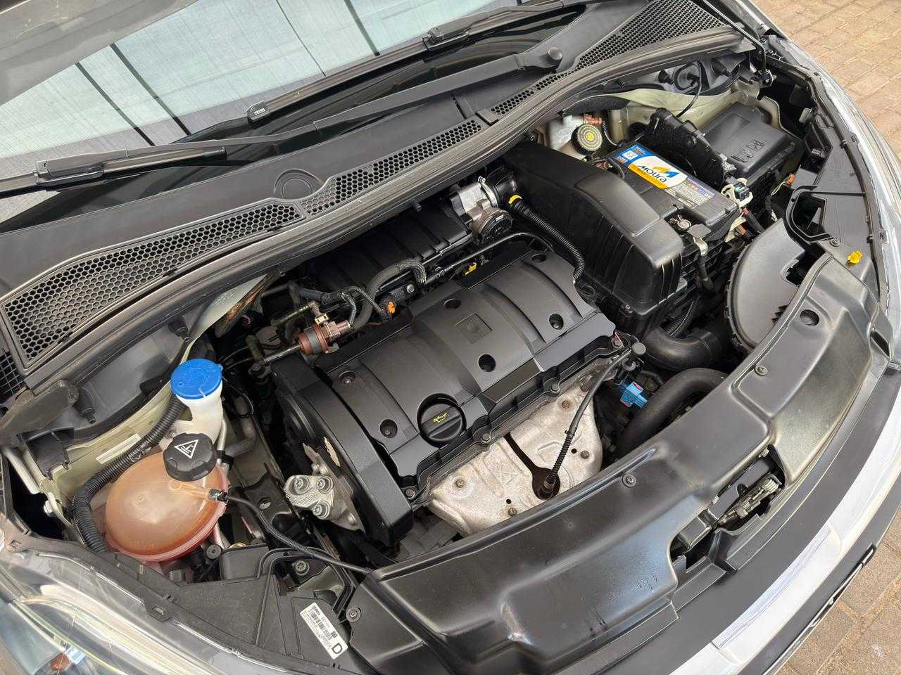 208 ACTIVE PACK / 1.6 AT6