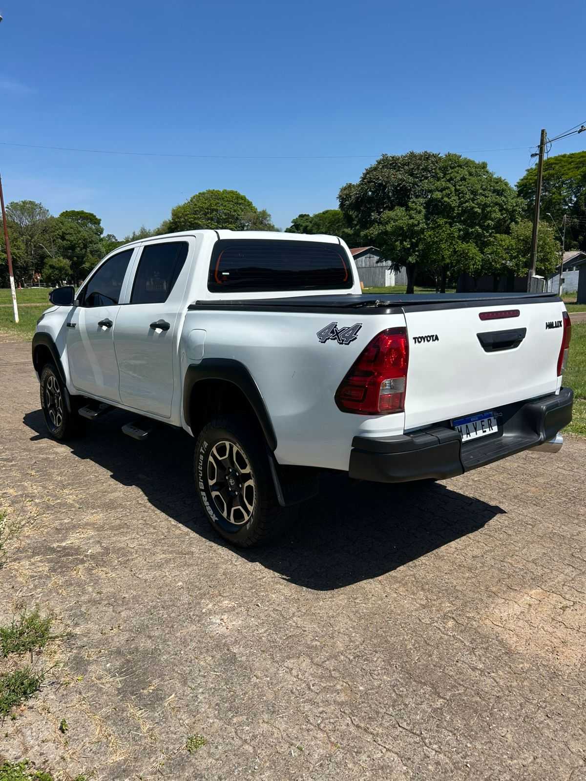 HILUX CD 4X4 2.8 MEC.
