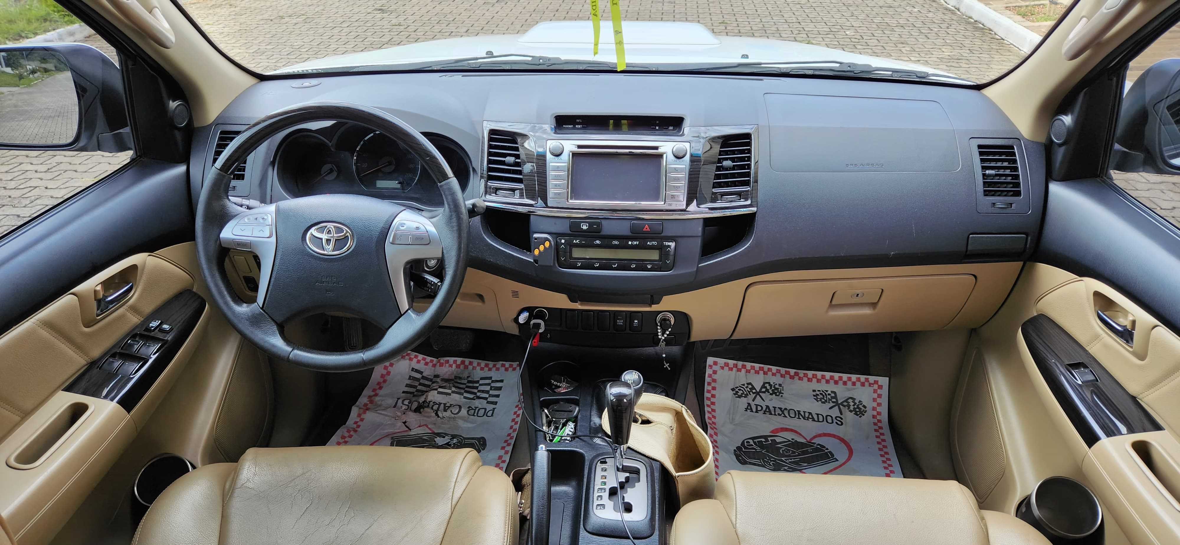 SW4 3.0 AUTOMATIC 4X4 7LUGARES