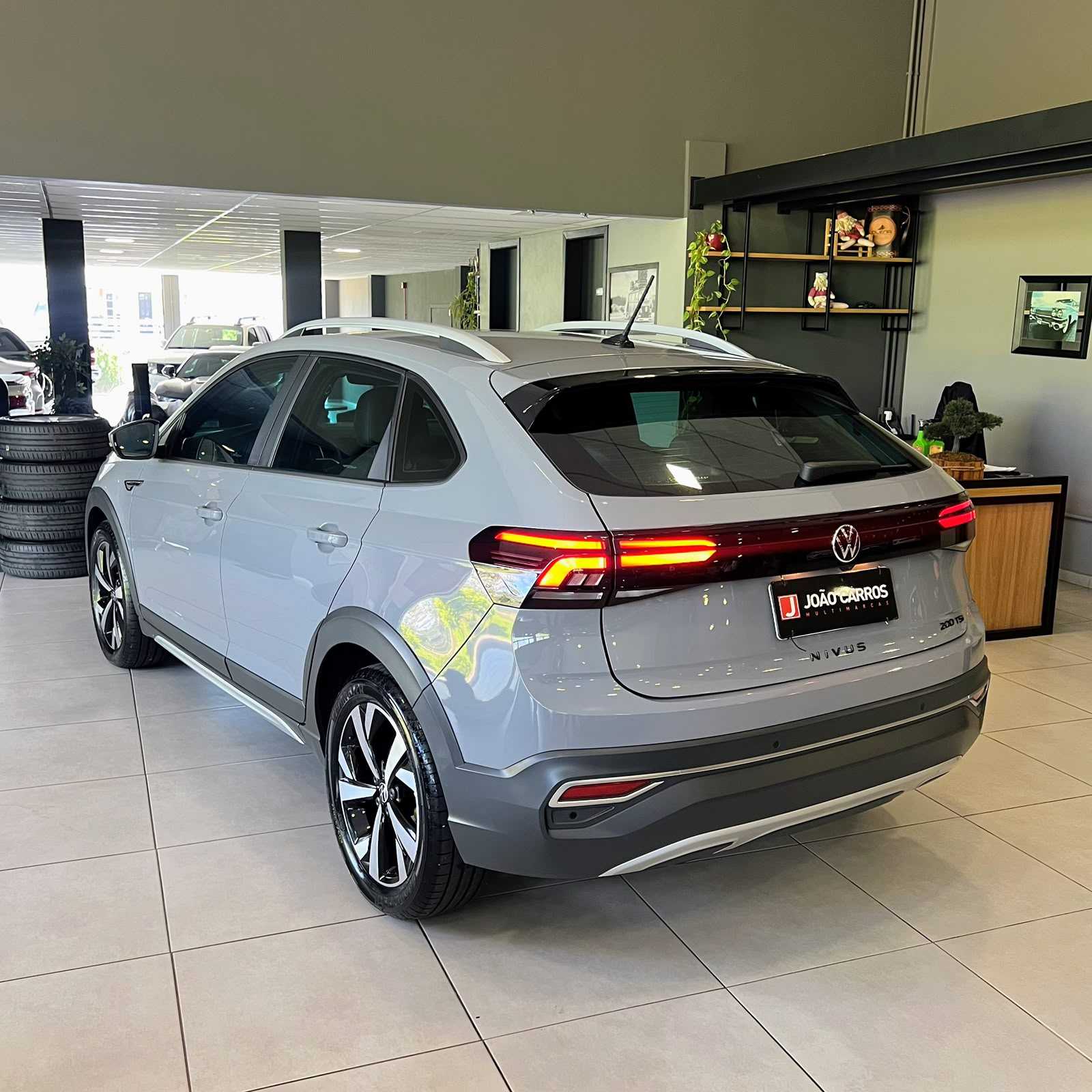 NIVUS HIGHLINE 200TSI AUT