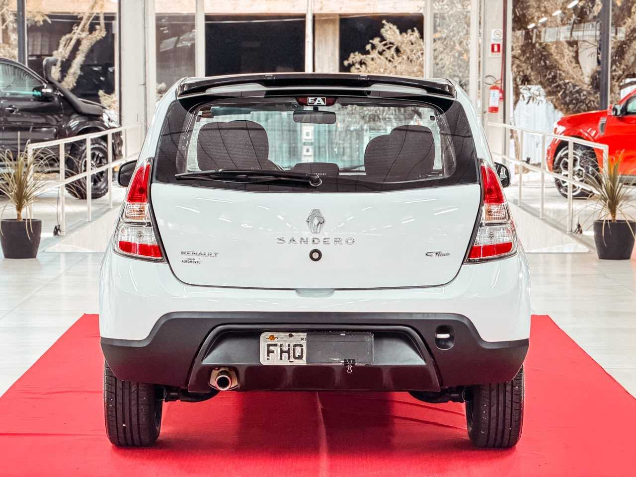 SANDERO 1.6 GTLINE HI-FLEX 4P