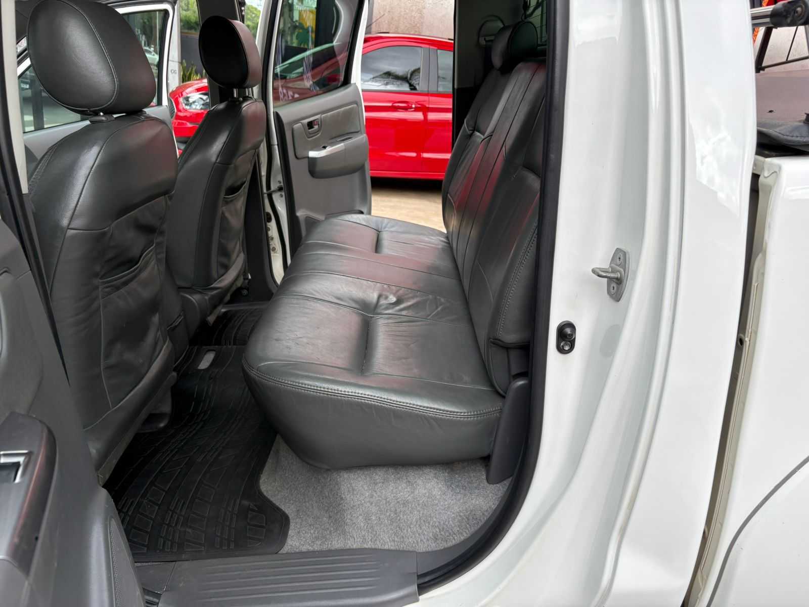 HILUX CD SR  4X4 3.0 AT