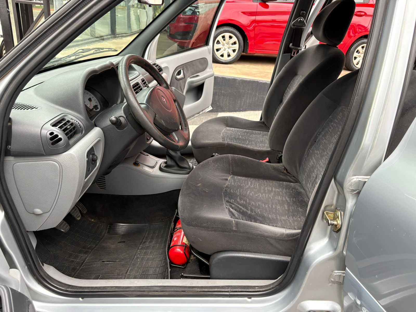 CLIO PRIVILEGE 1.6 COMPLETO