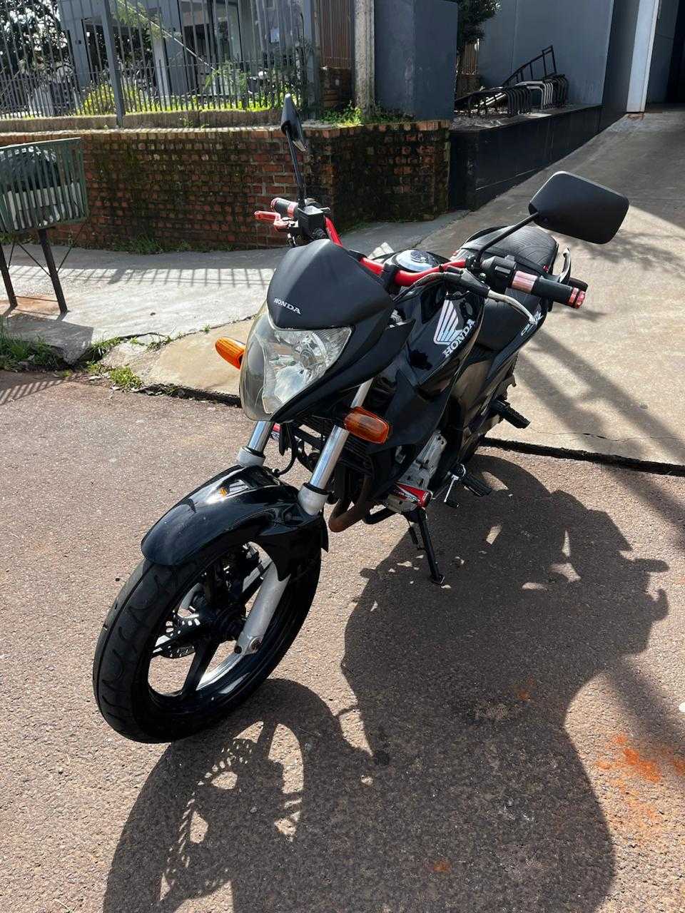 CB 300 R