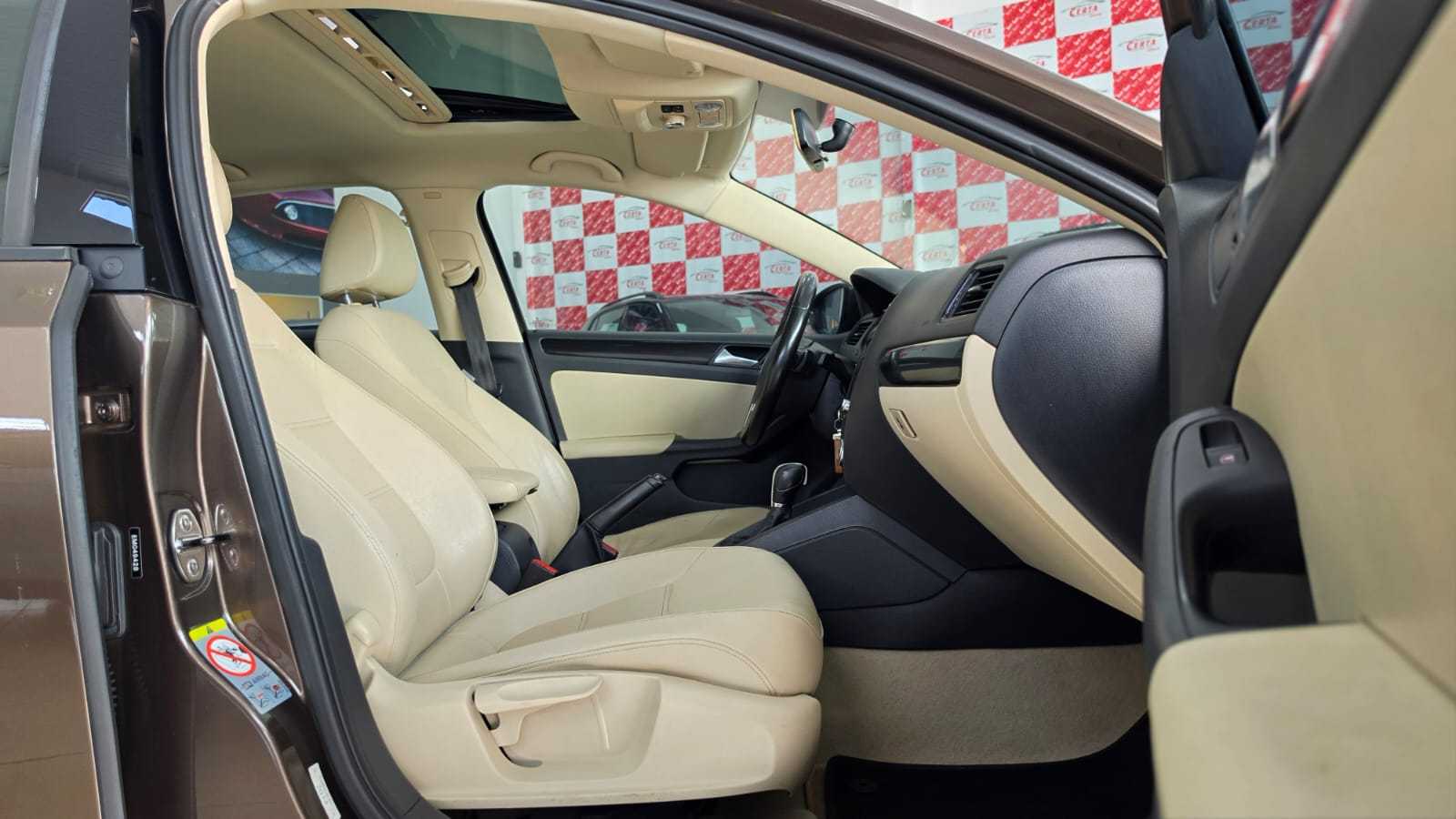 JETTA COMFORT C TETO SOLAR