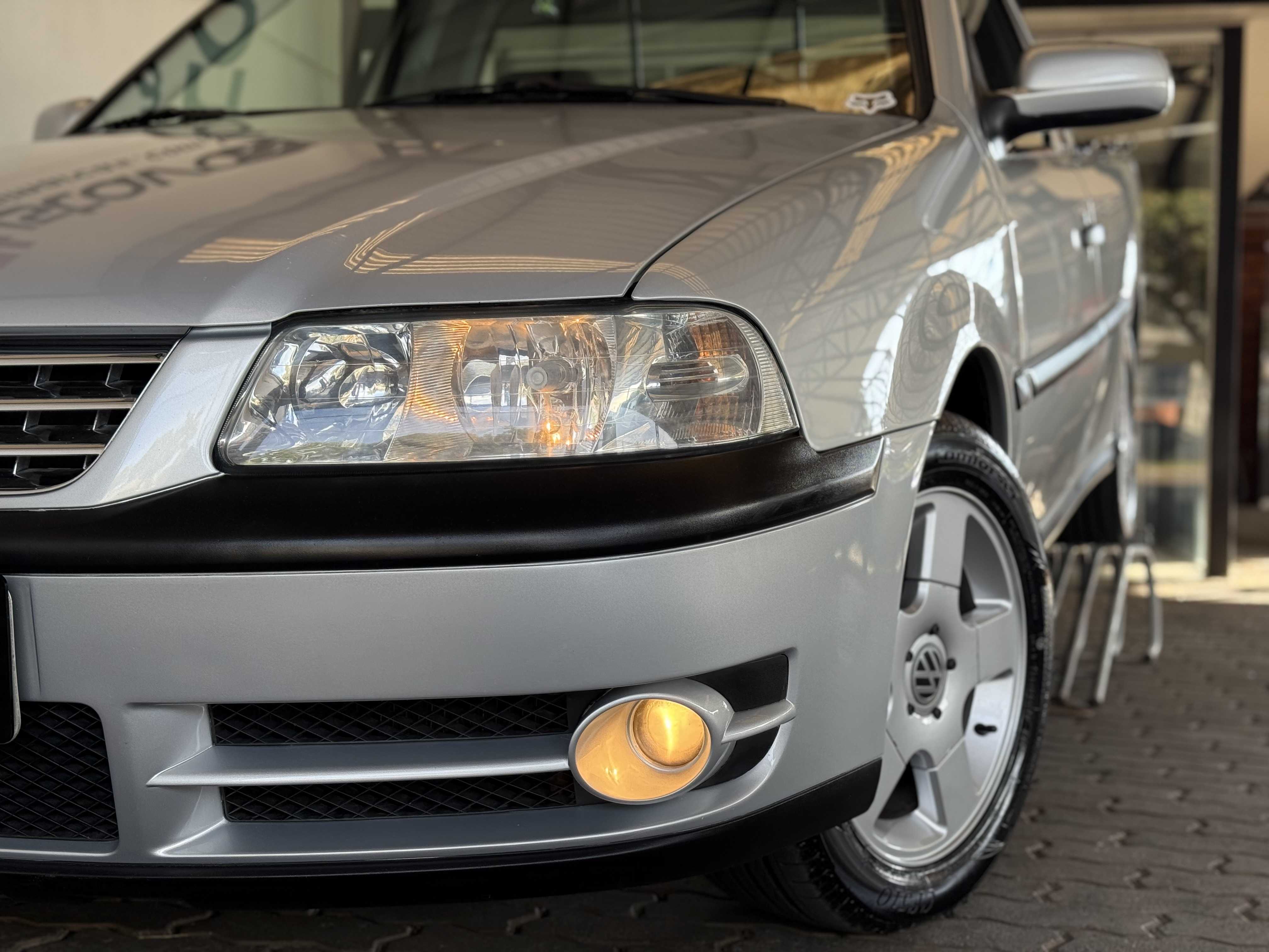 SAVEIRO 1.8 SUPERSURF