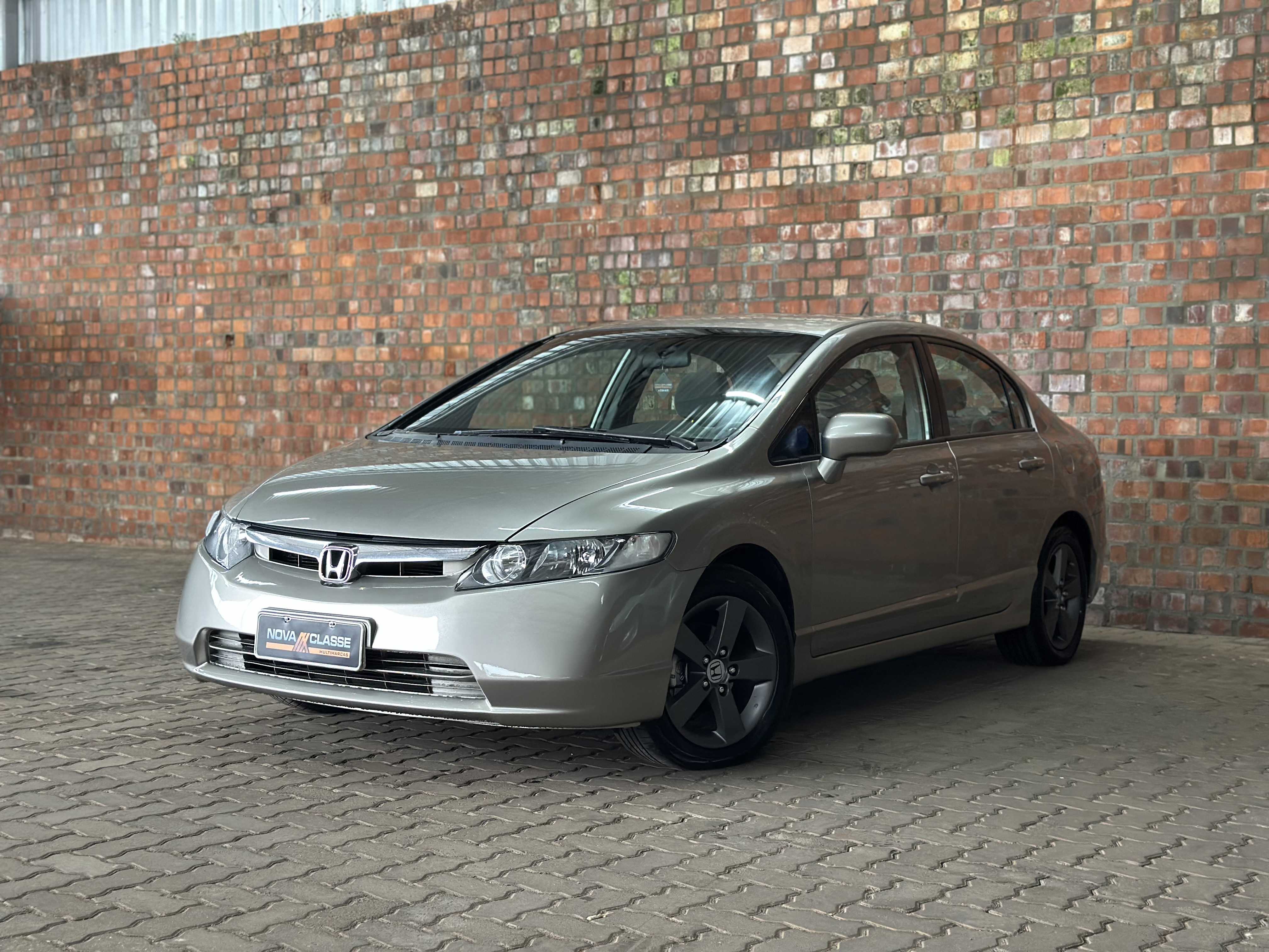 CIVIC LXS 1.8 MANUAL localizado em Erechim no estado de RS