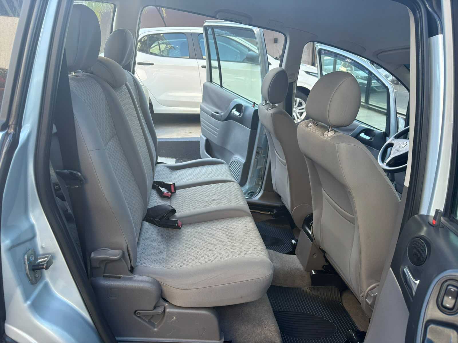 ZAFIRA 2.0 AT 7 LUGARES