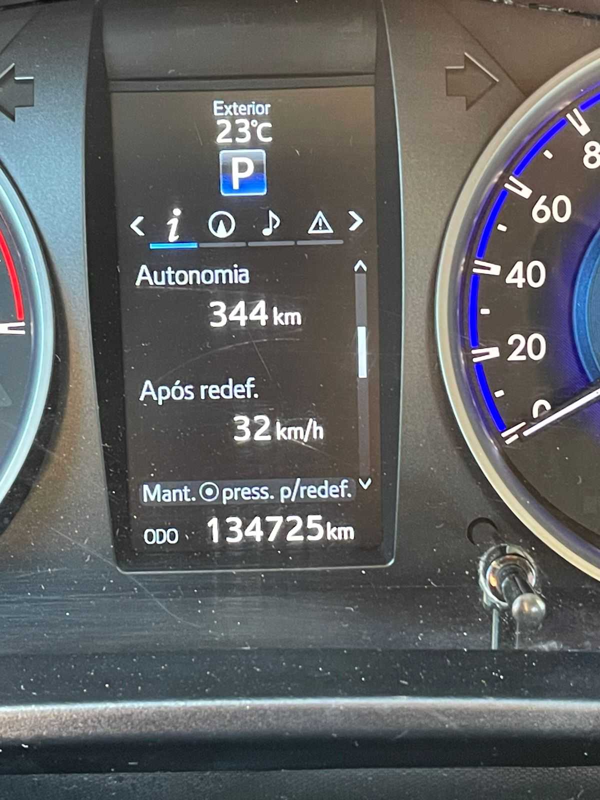 HILUX CD SRV 2.8 4X4