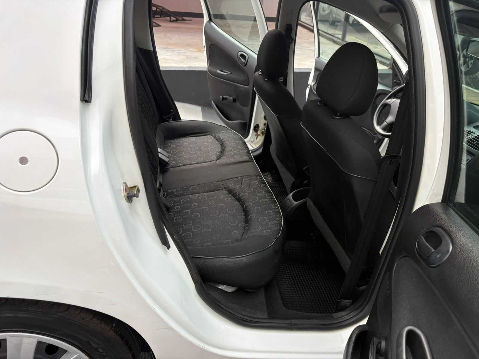 206 PRESENCE 1.4 COMPLETO