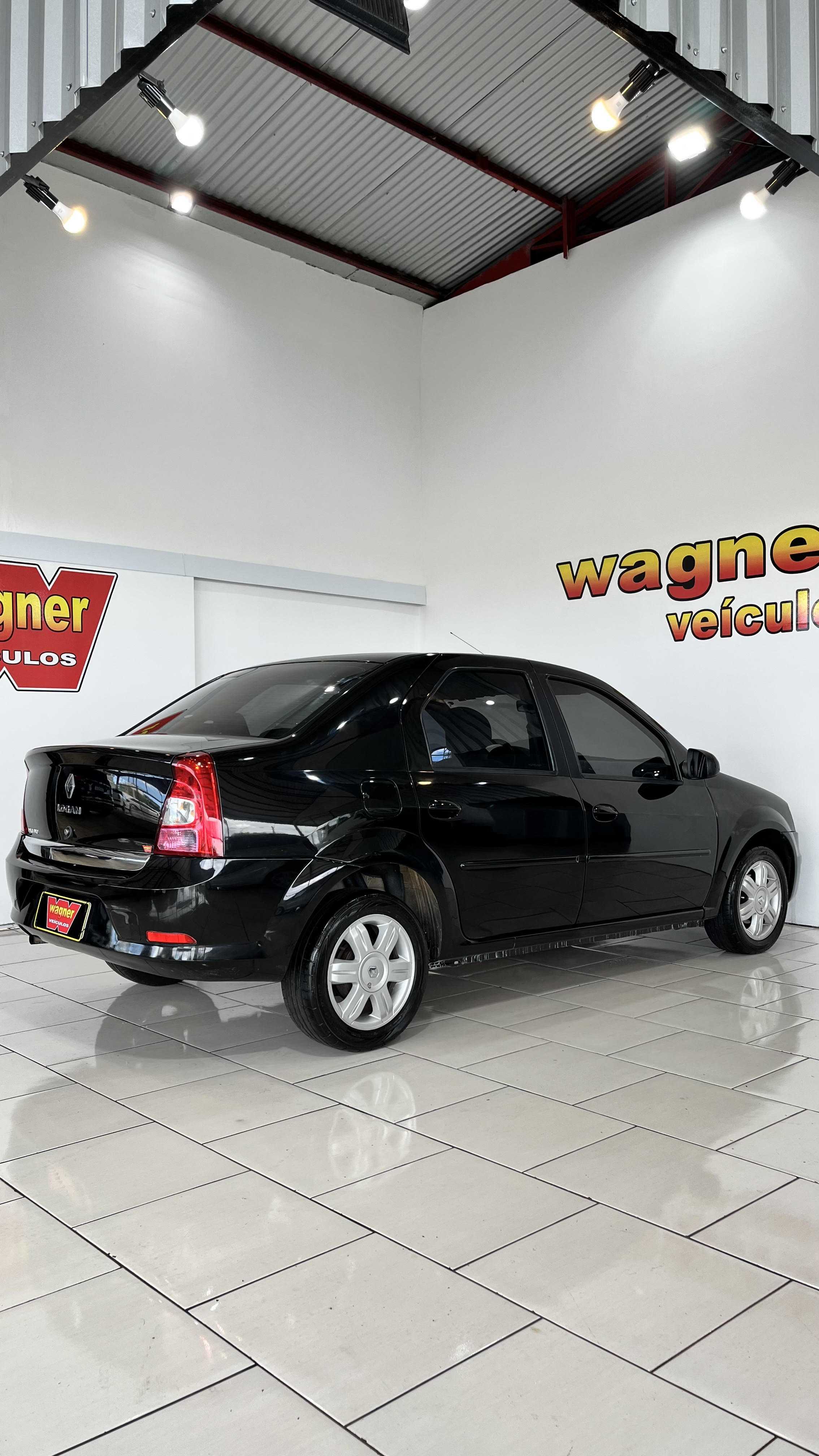 LOGAN EXPRESSION 1.6