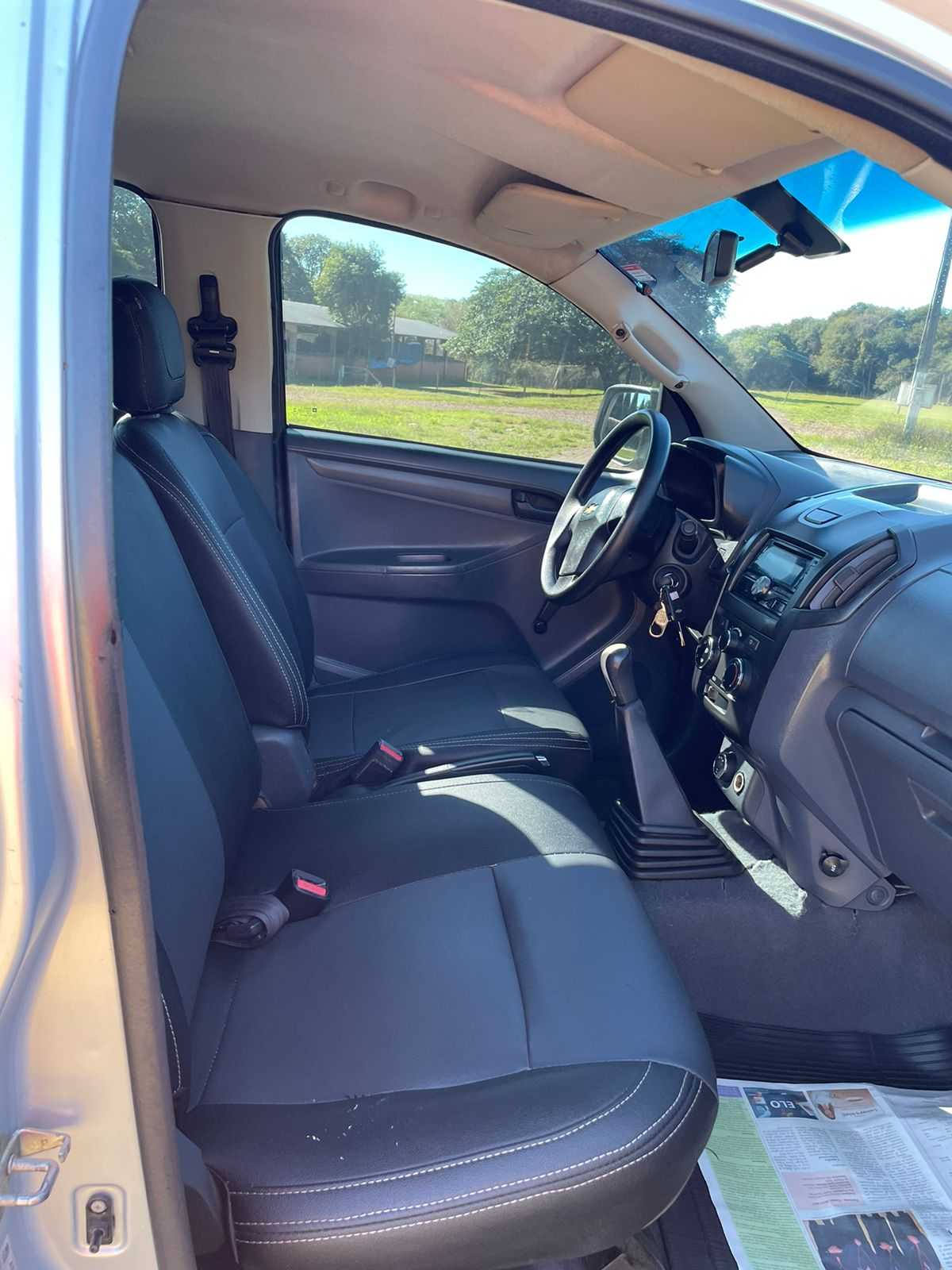 S10 LS 2.8 CD MEC. 6 LUGARES