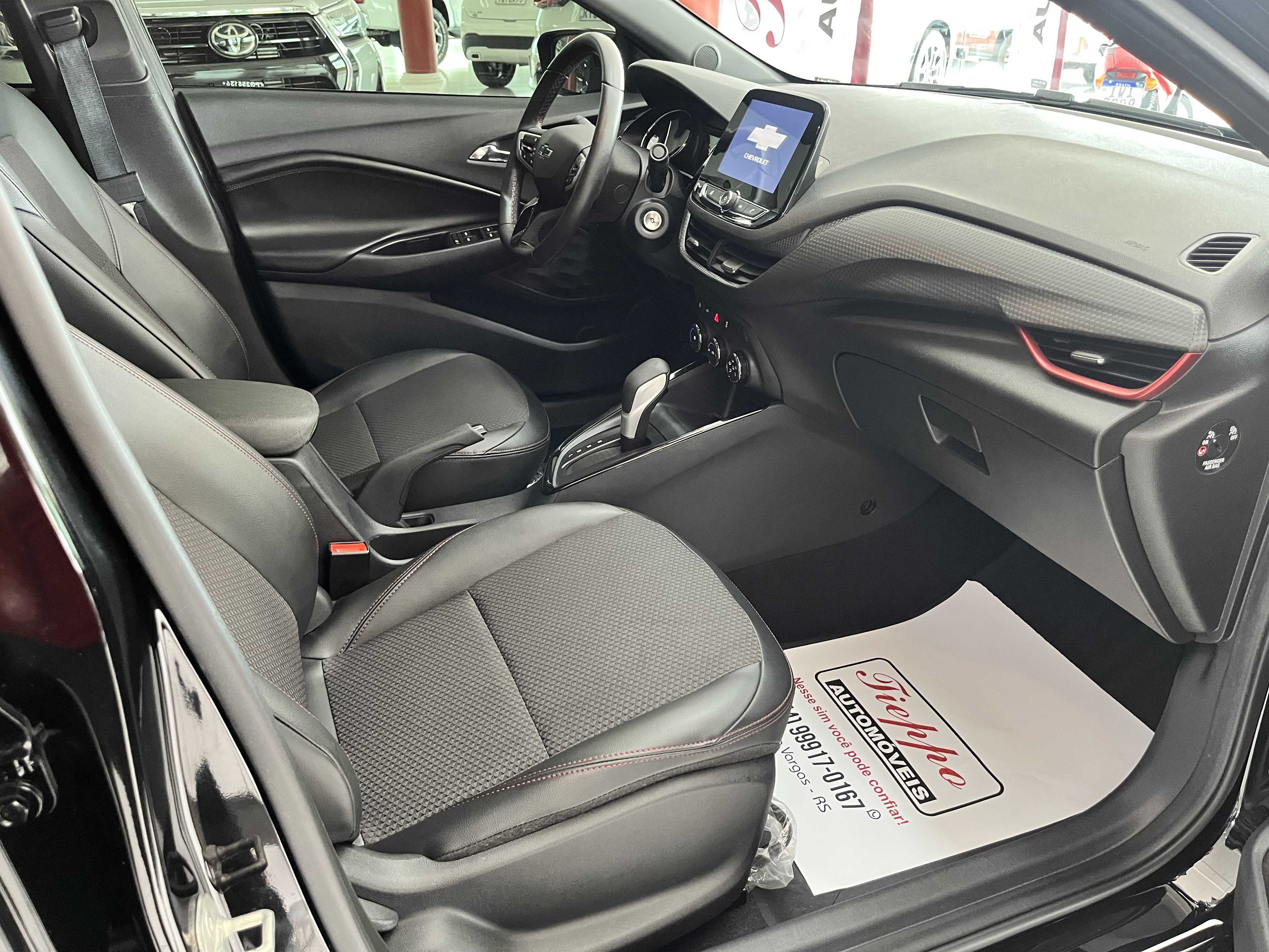 ONIX RS 1.0 TURBO AT