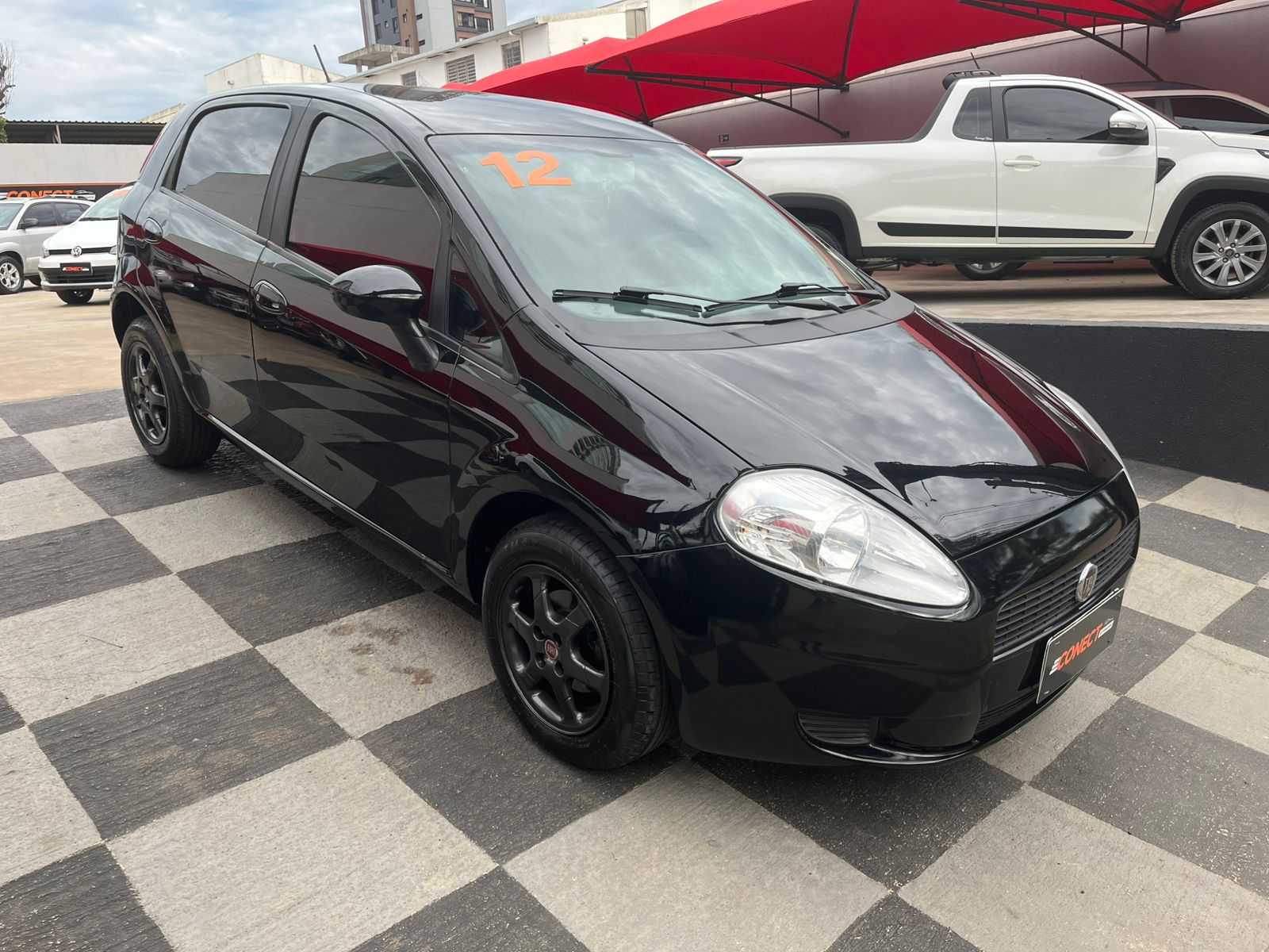 PUNTO 1.4 ATTRACTIVE COMPLETO