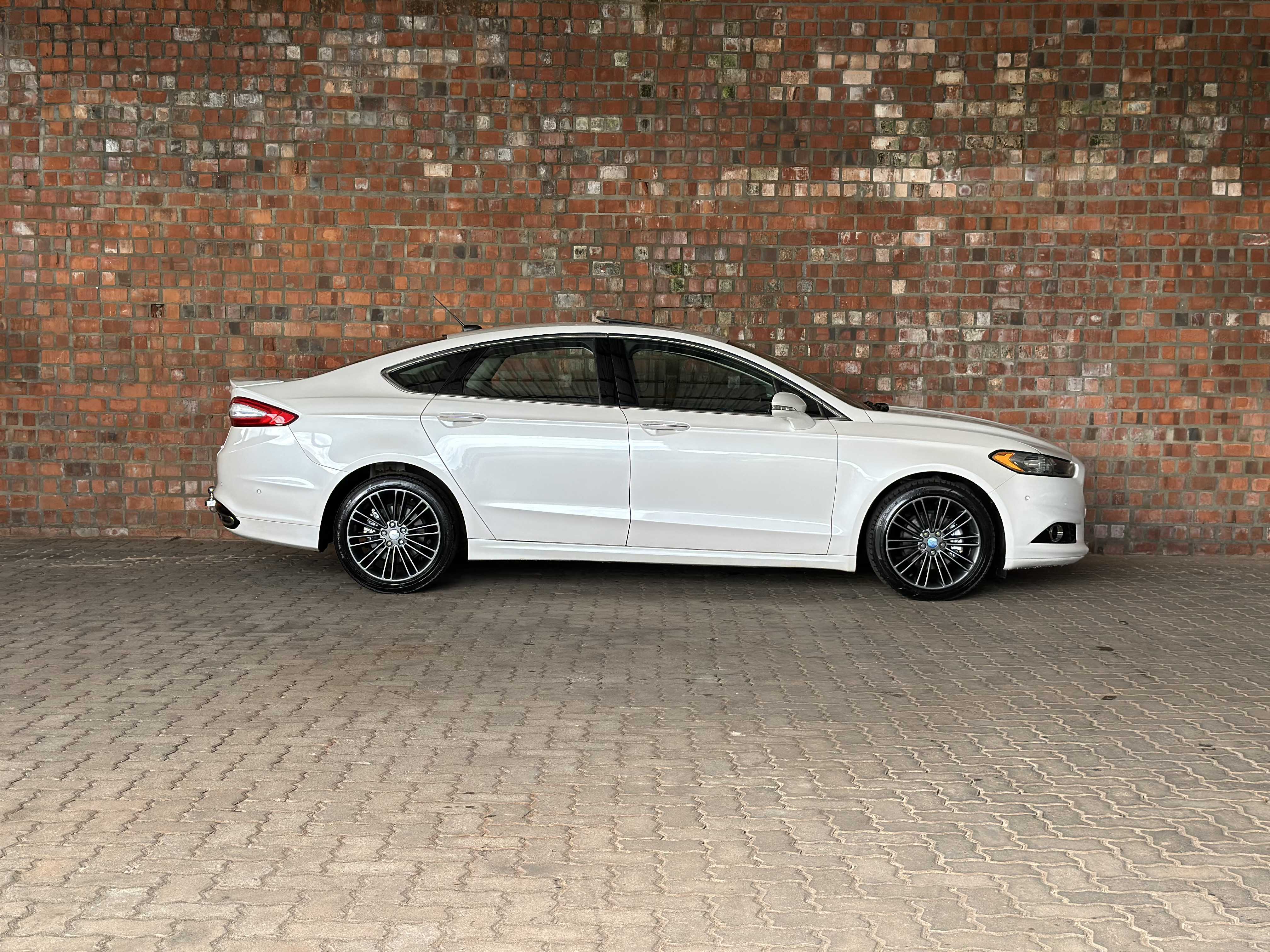 FUSION TITANIUM 2.0 AWD