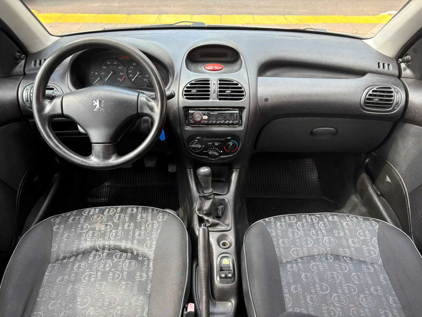 206 PRESENCE 1.4 COMPLETO