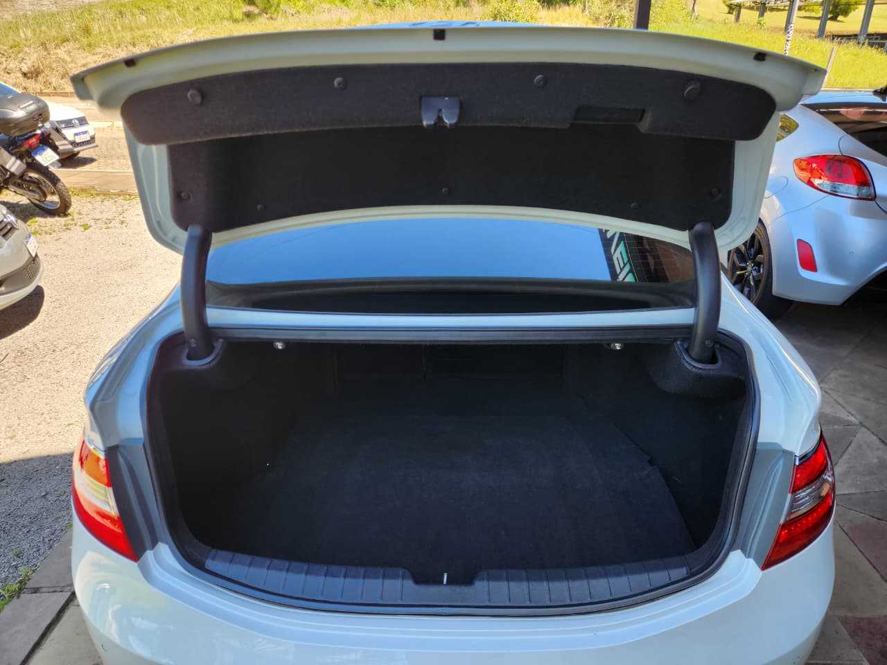 AZERA 3.0 V6 C/TETO