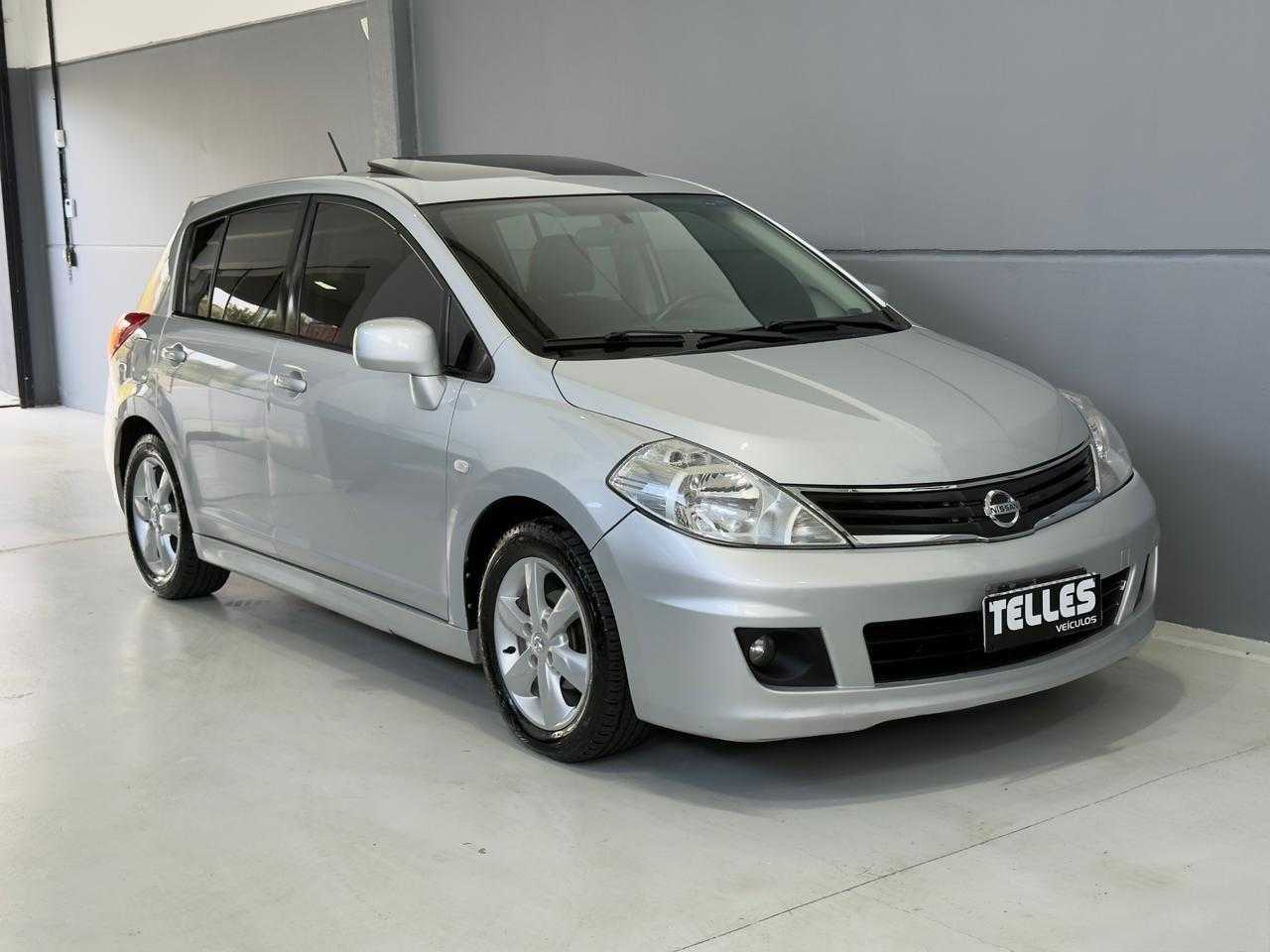 TIIDA SL 1.8 AT / TETO SOLAR