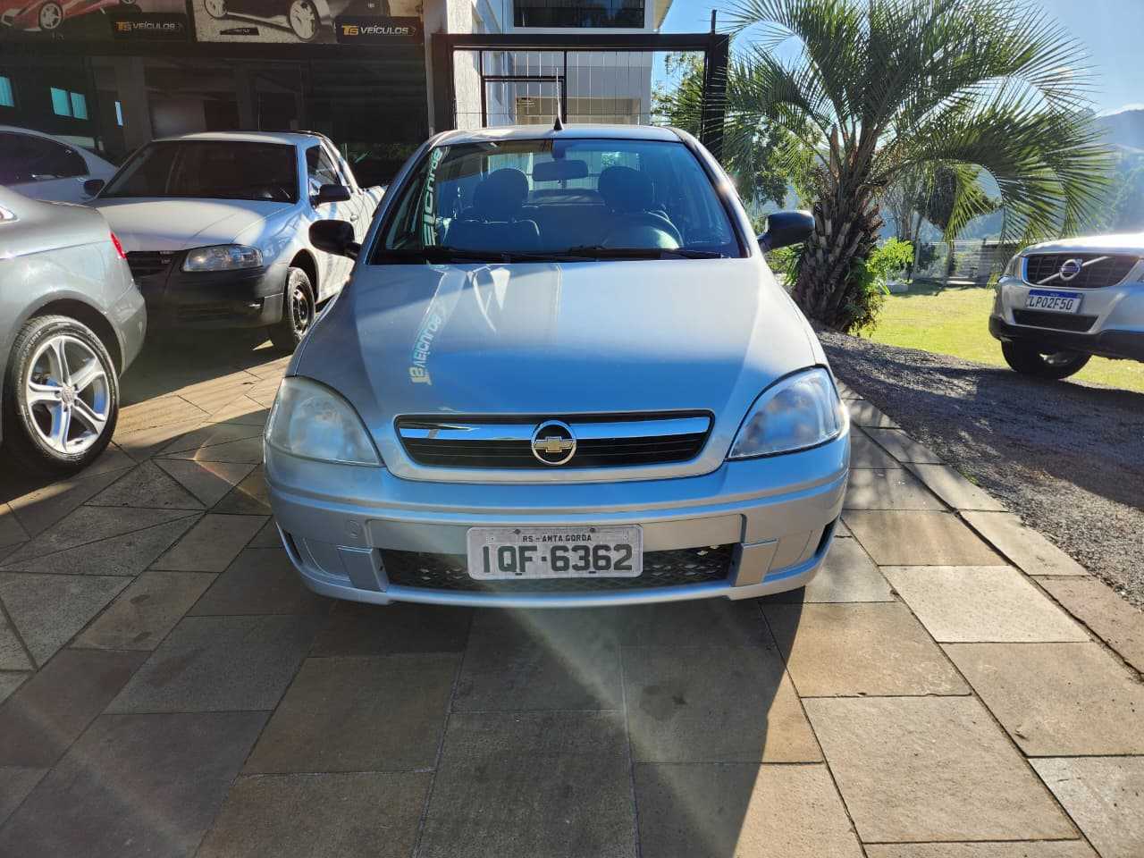 CORSA SEDAN MAXX 1.4