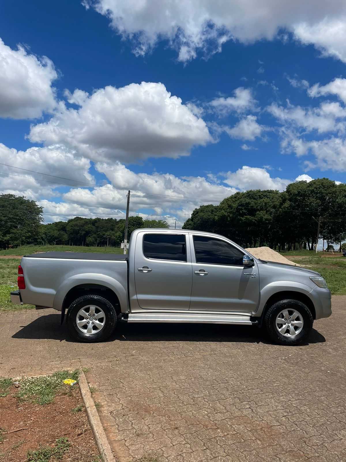 HILUX CD SRV