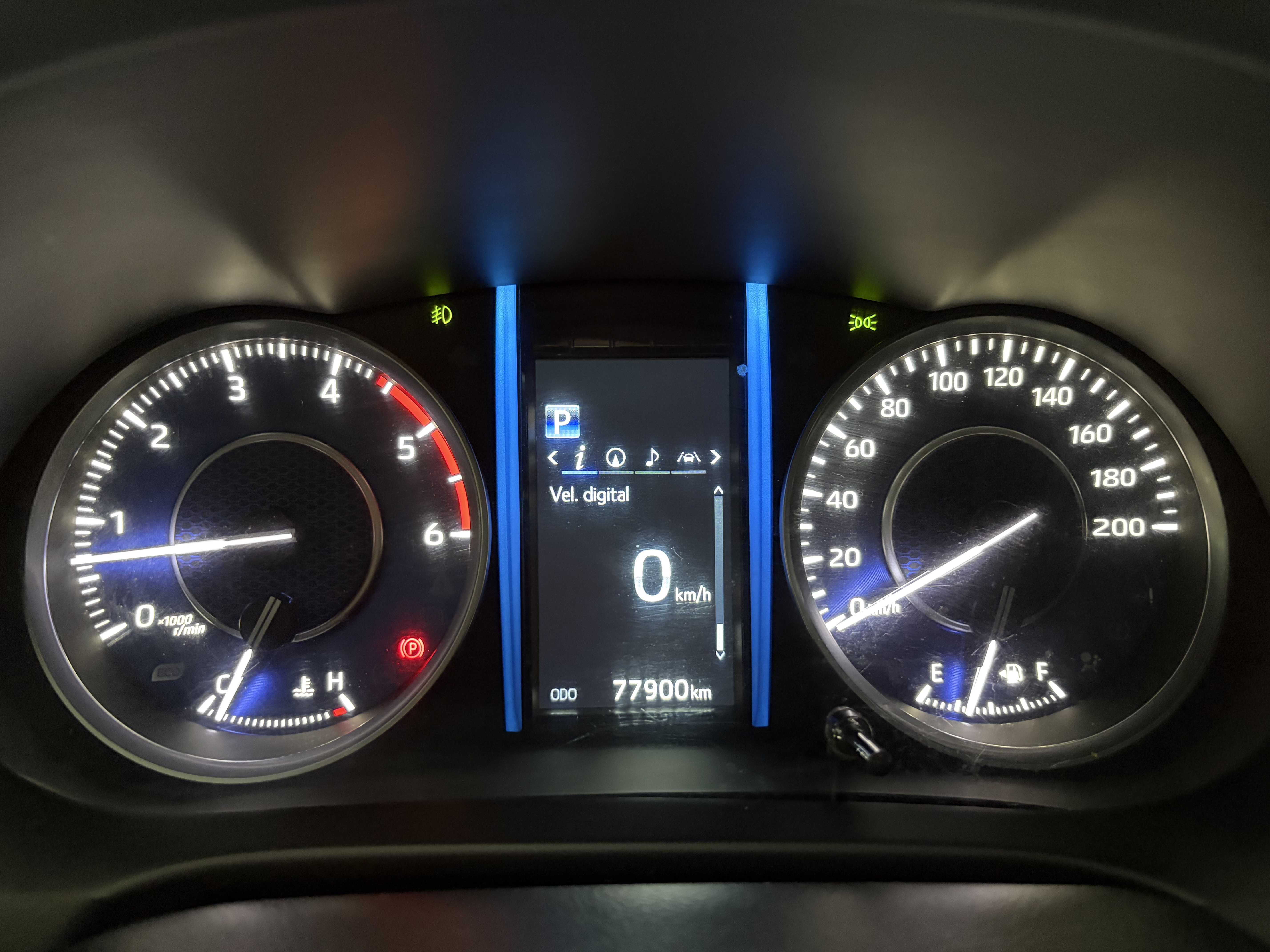 HILUX SW4 SRX 2.8 4X4 AT 7 LUG