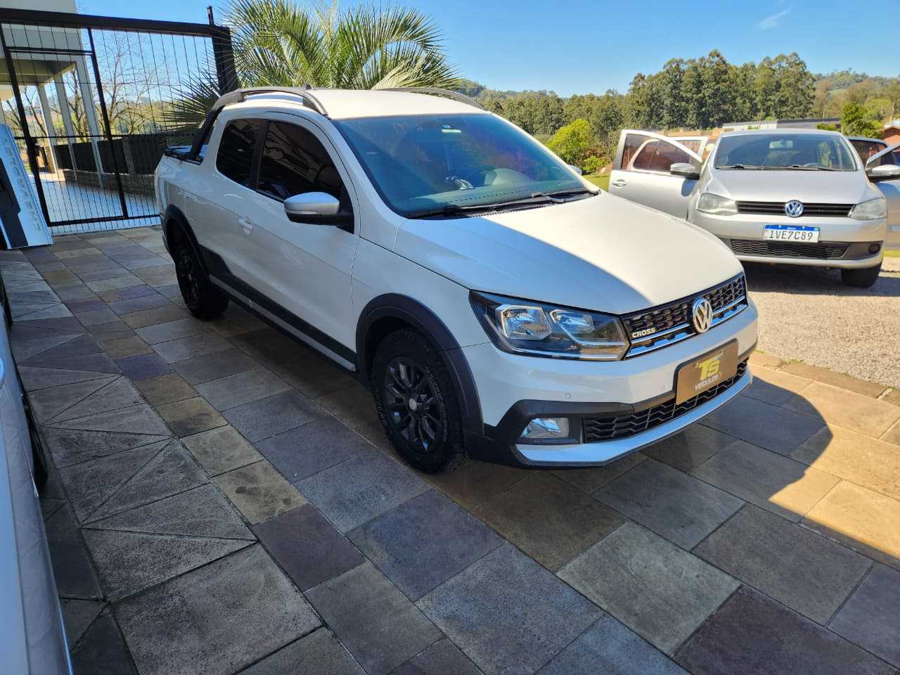 SAVEIRO CROSS 1.6 CD