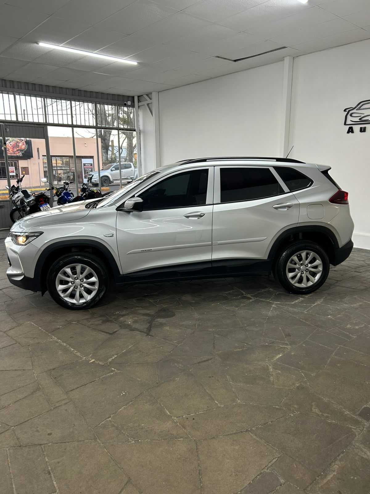 TRACKER LT 1.0 TURBO