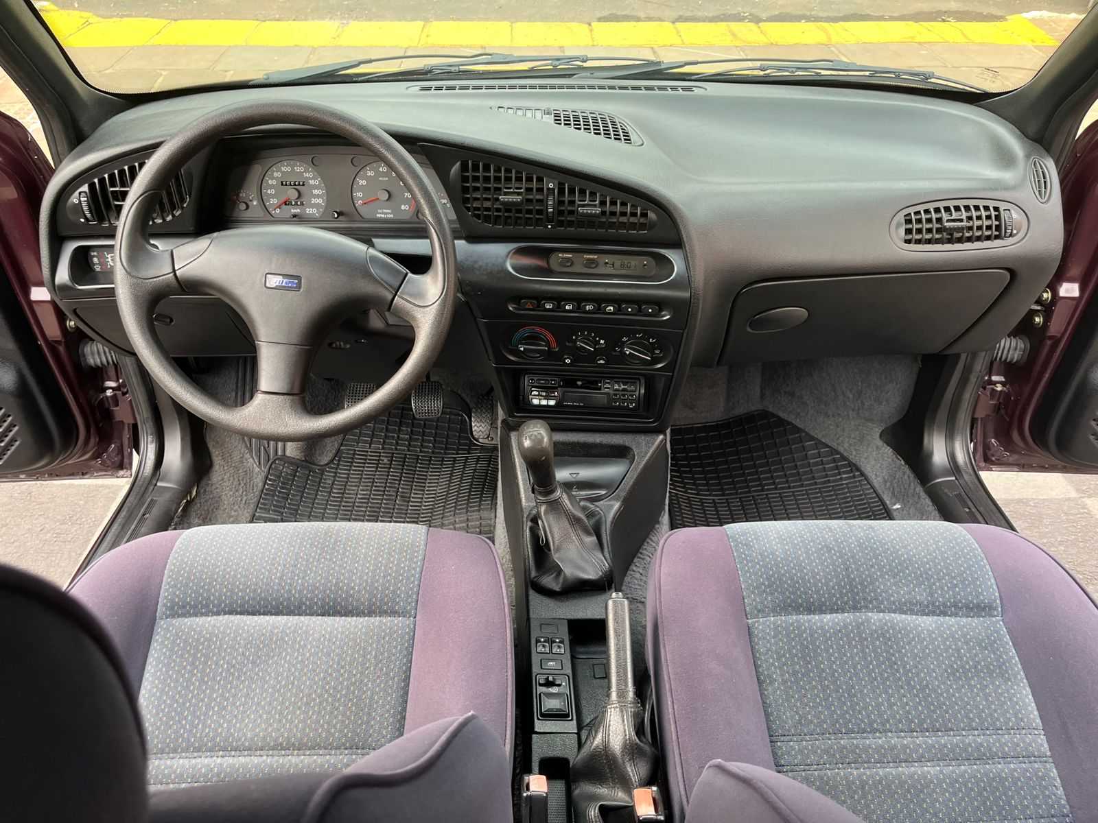 TEMPRA 2.0 IE PLACA PRETA