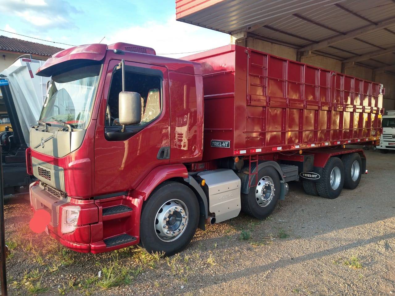 VOLVO VM330 8X2 I-SHIFT