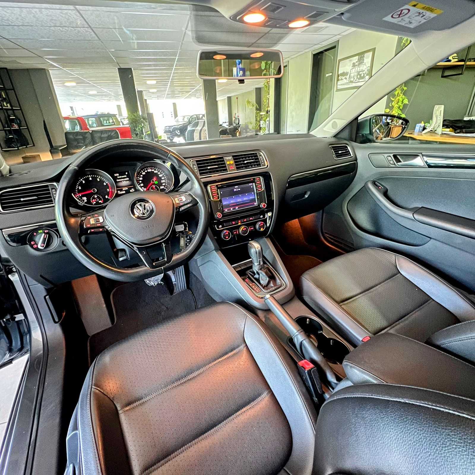 JETTA HIGHLINE 2.0 TSI AUT