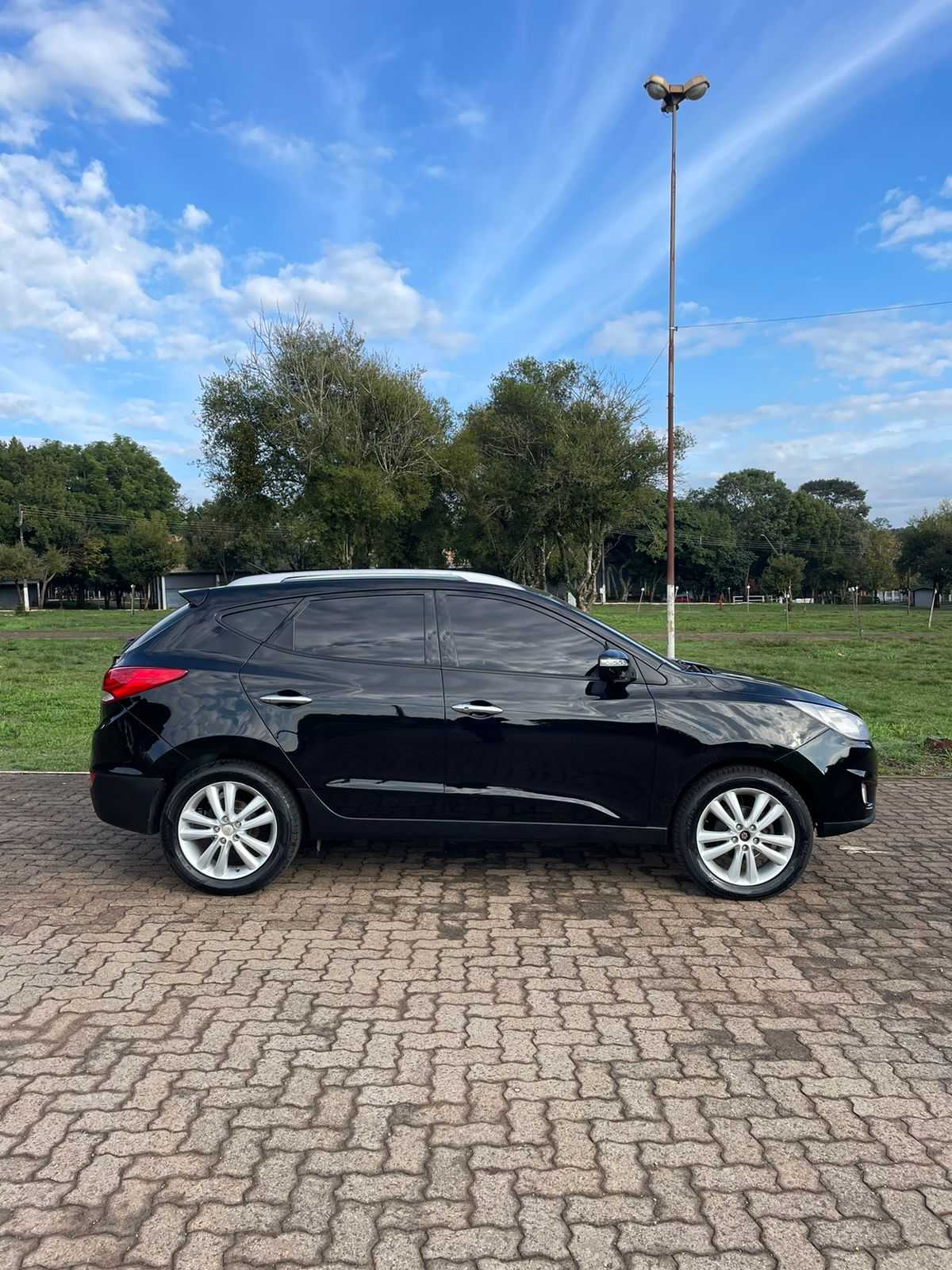 HYUNDAI IX35 2.0