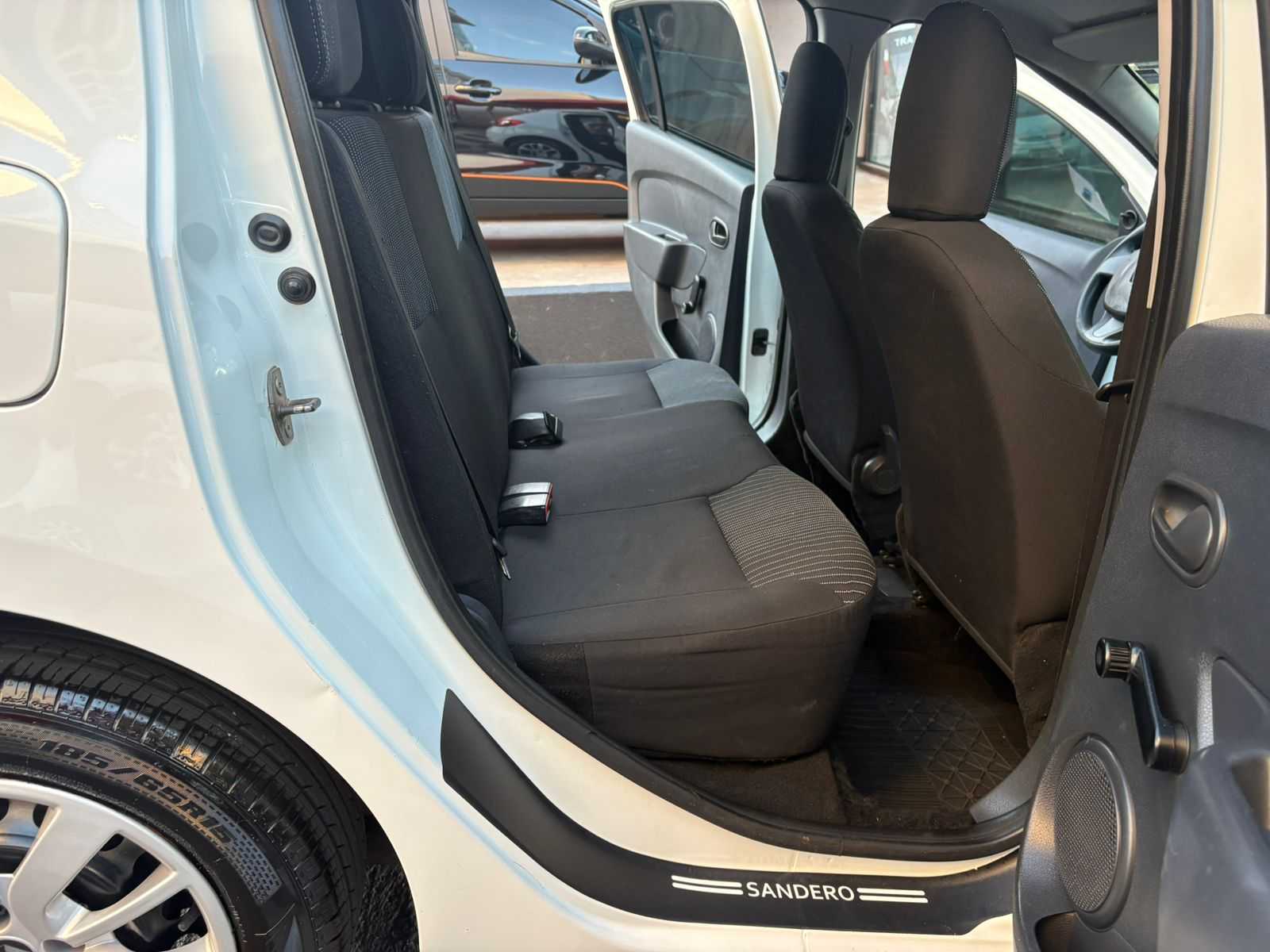 SANDERO AUTHENTIQUE 1.0