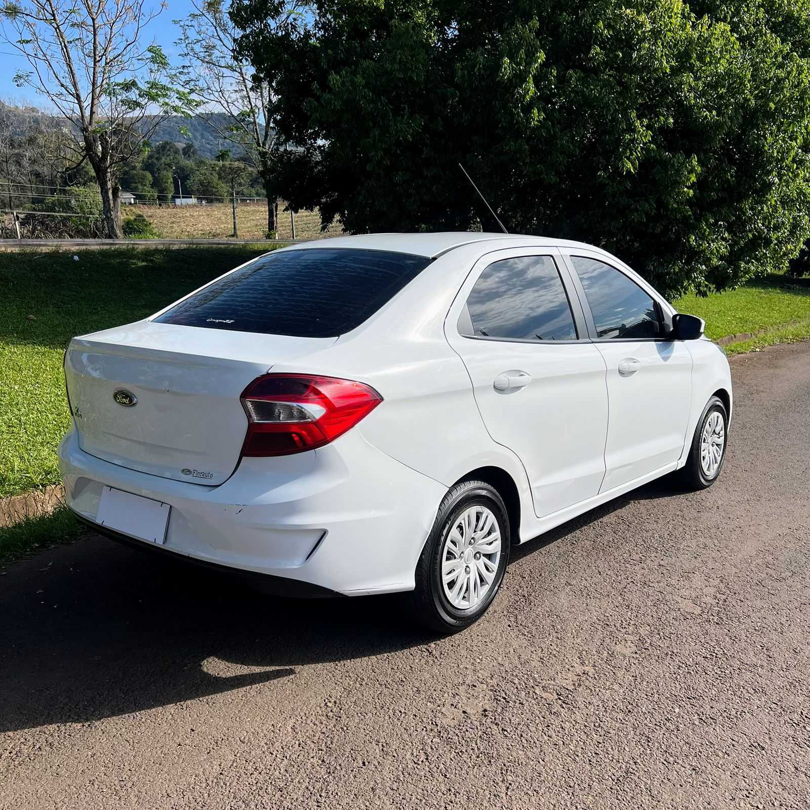 KA+ SEDAN SE 1.0 FLEX MANUAL