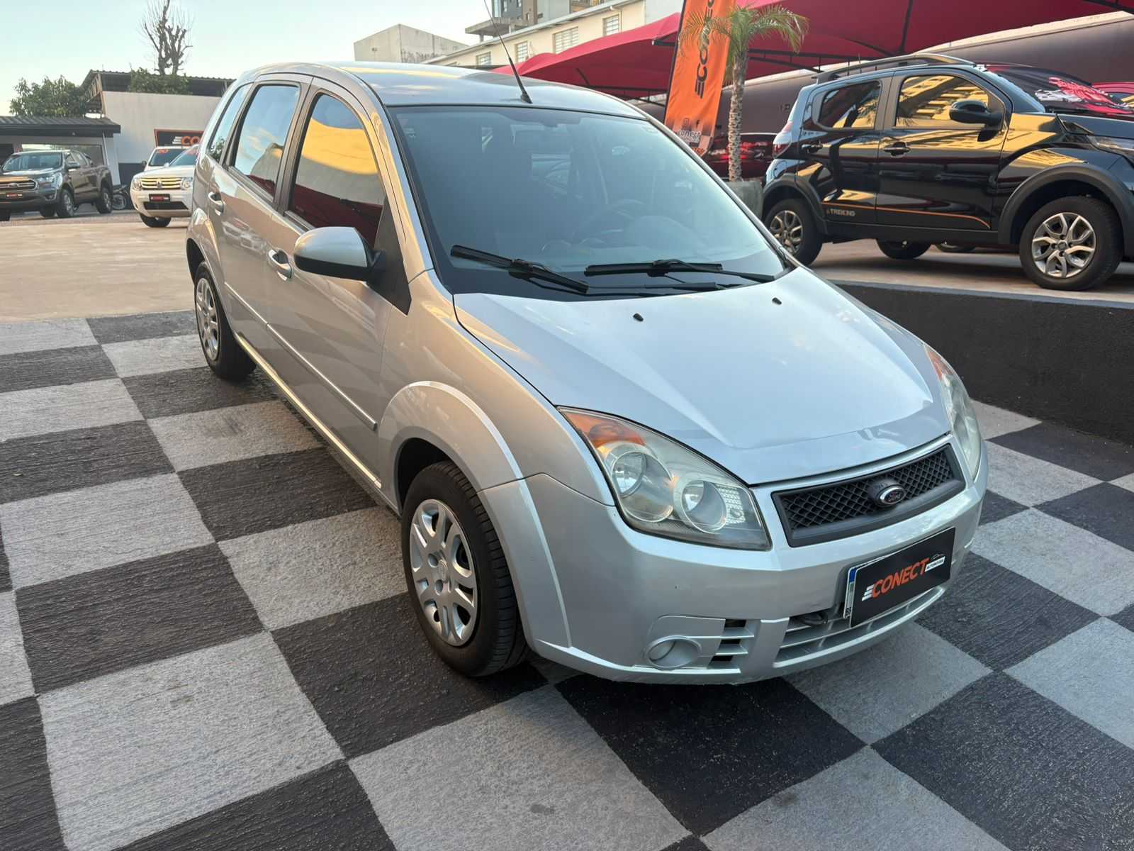 FIESTA 1.6 COMPLETO