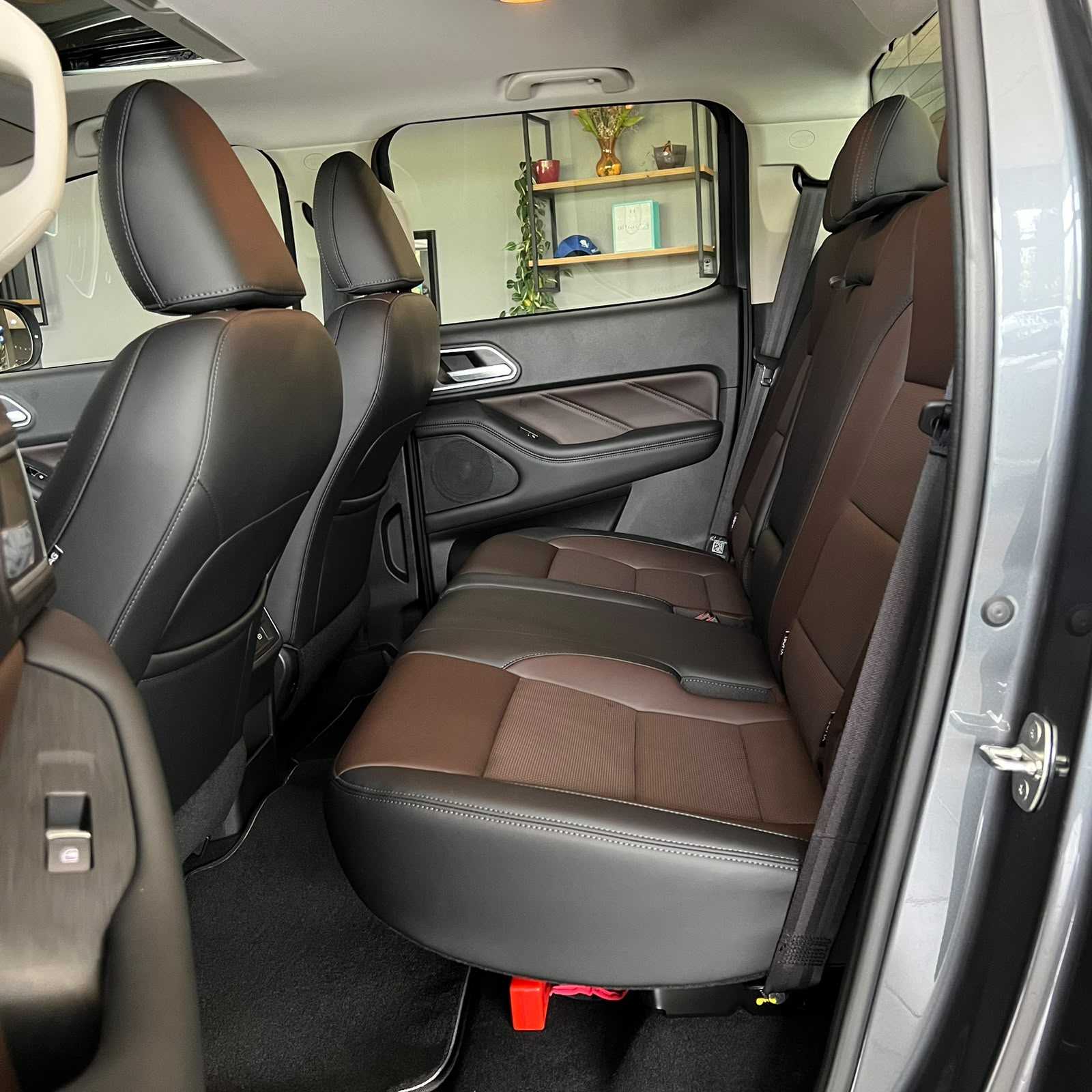 POER P30 EXCLUSIVE 2.4 TDI 4X4