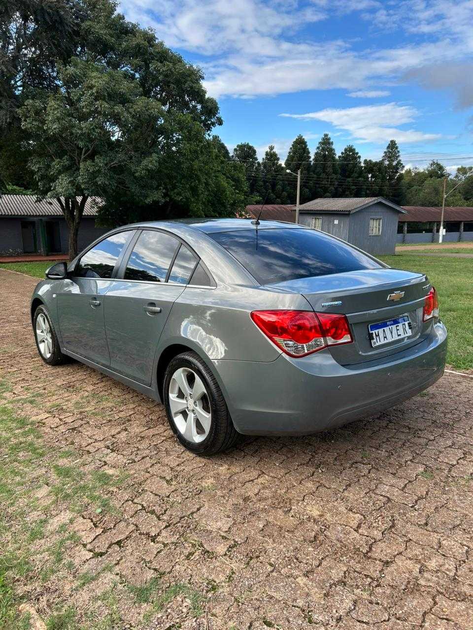CRUZE LT 1.8