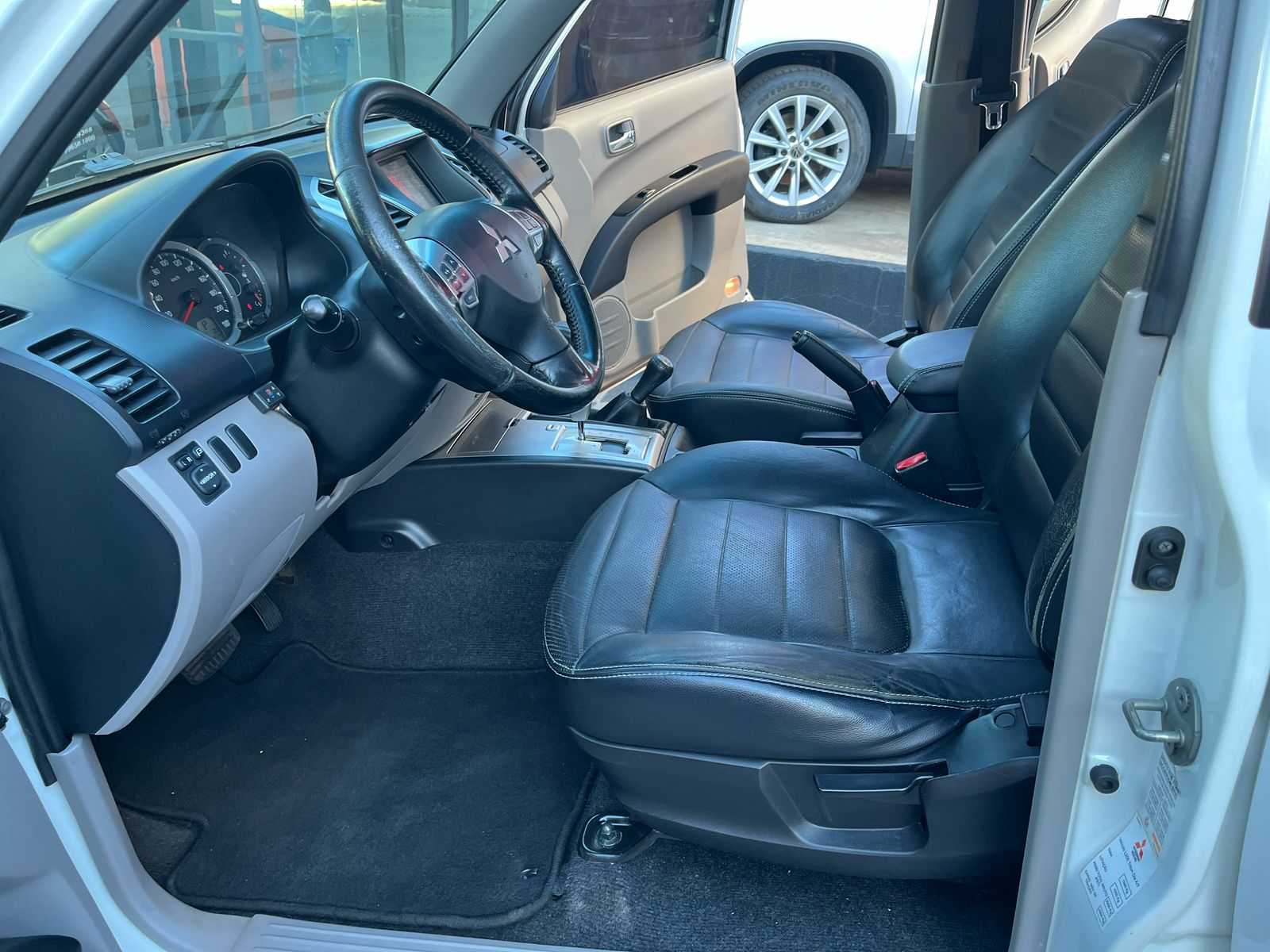 L200 TRITON HPE 3.2 AT