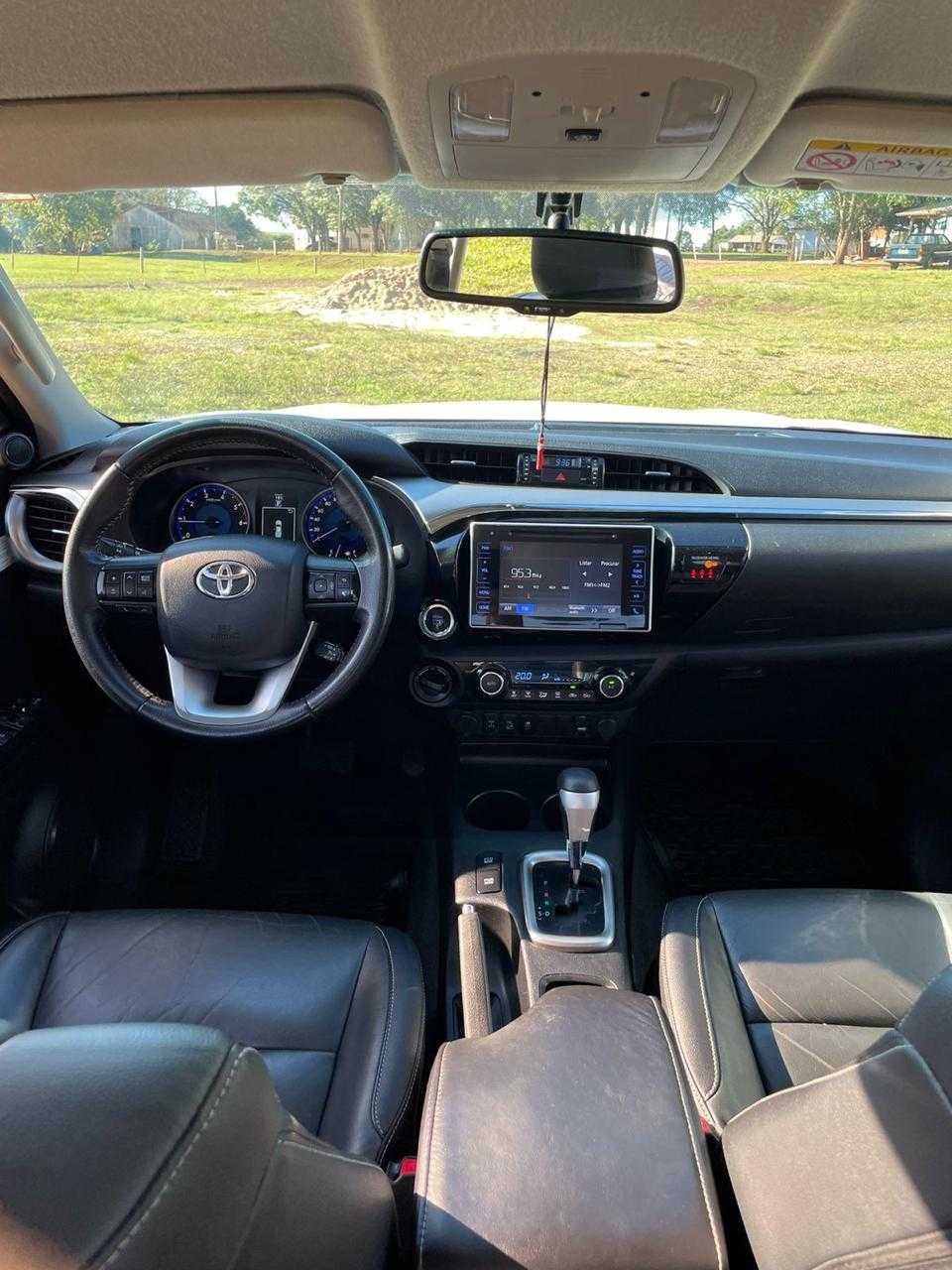 HILUX CD SRV 4X4
