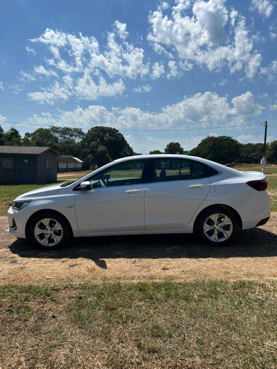 ONIX SEDAN PLUS PREMIER  1.0