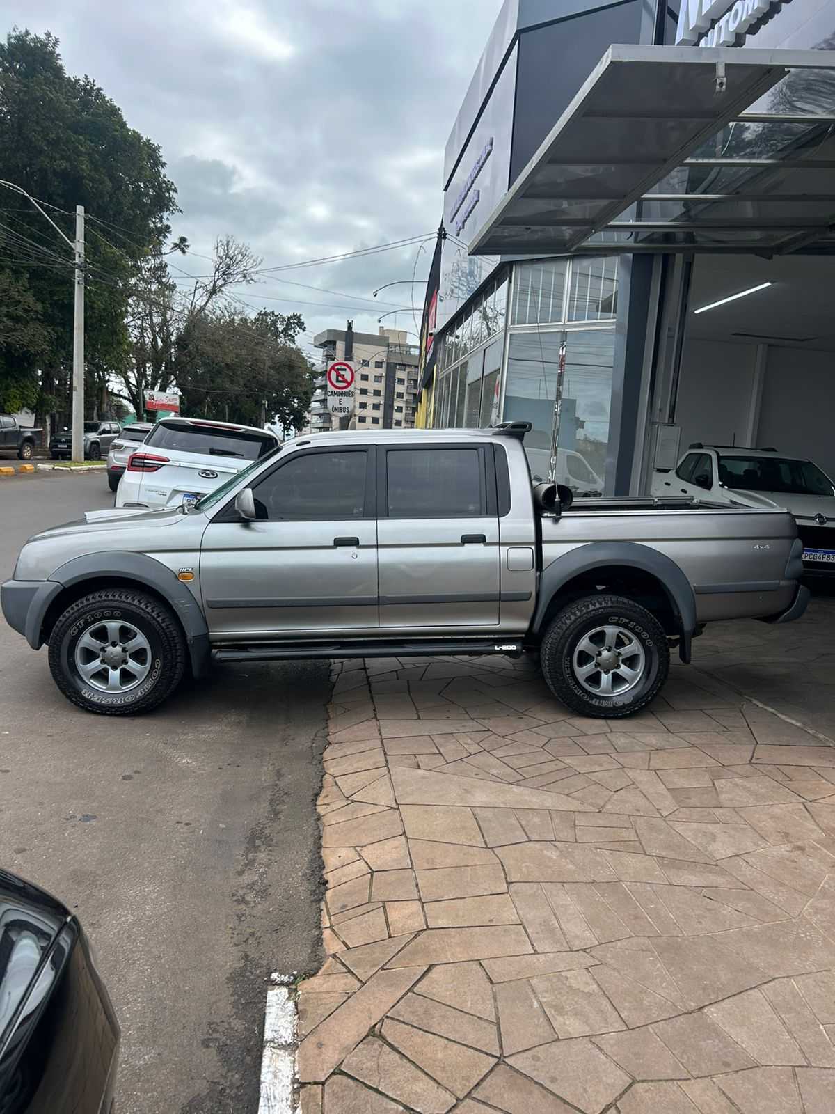 L200 OUTDOOR 2.5 4X4 CD