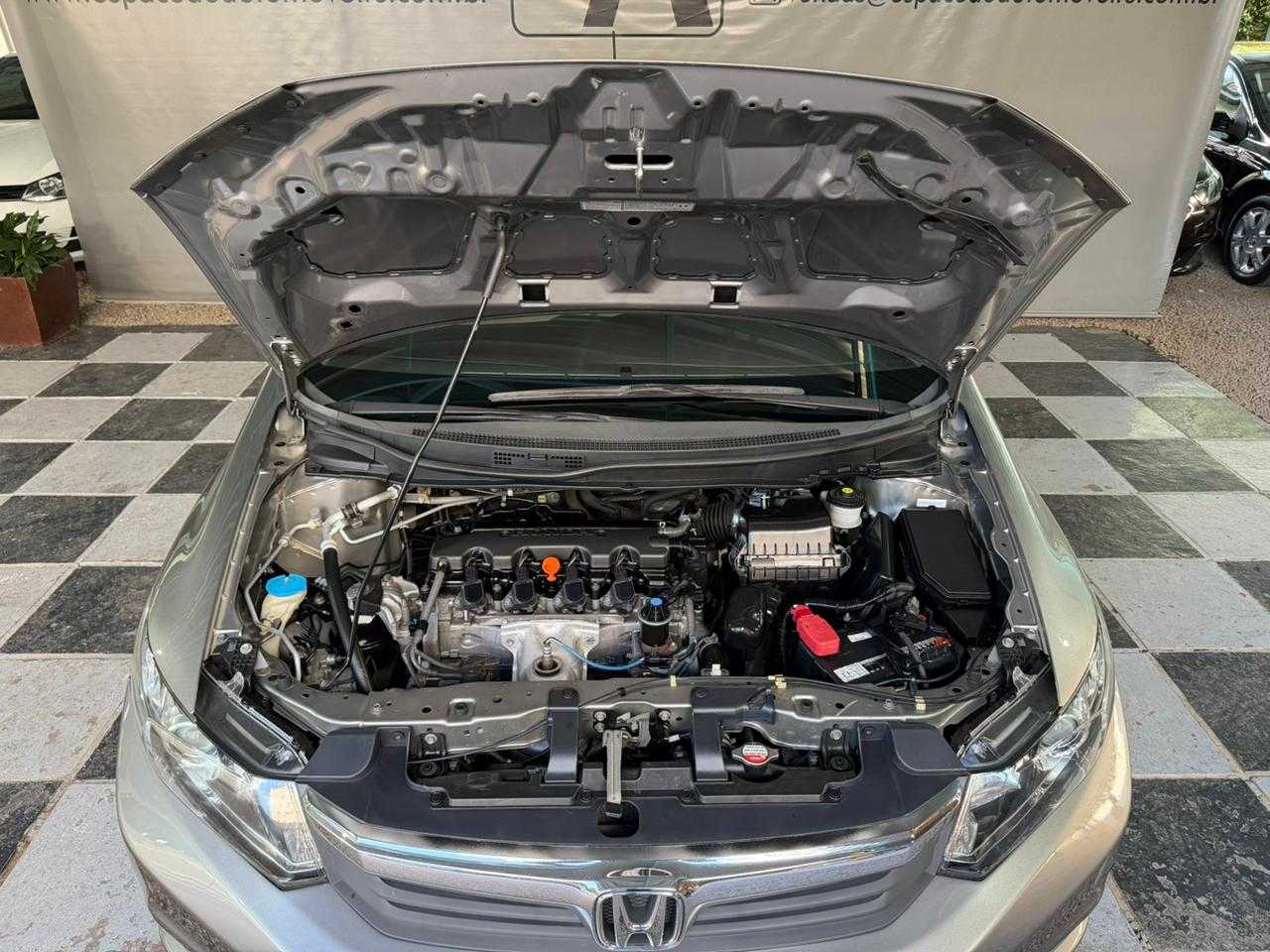 CIVIC 1.8 LXS FLEX 16V AUT.