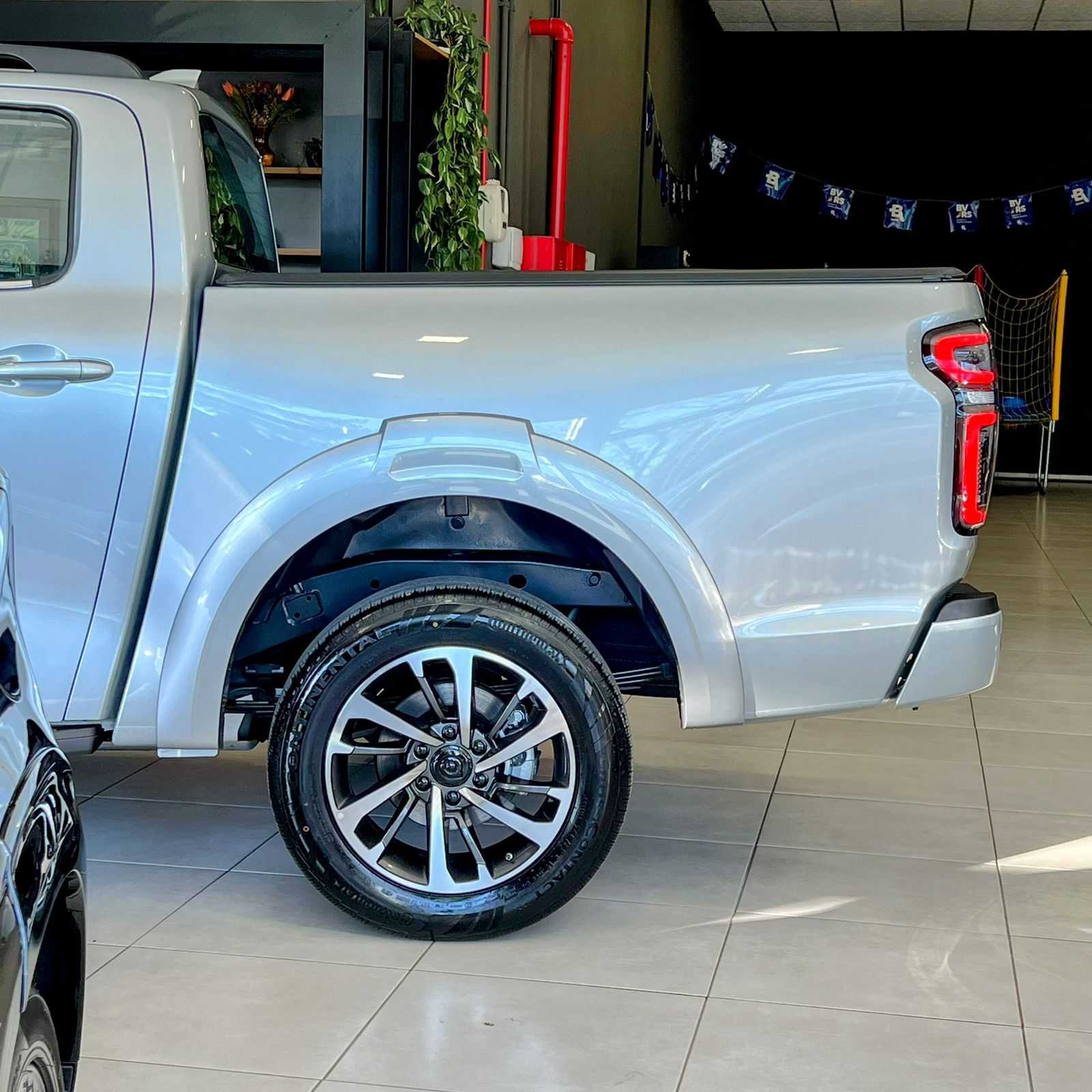 POER P30 EXCLUSIVE 2.4 TDI 4X4