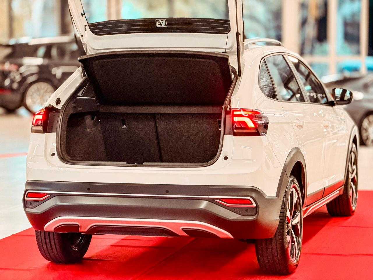 NIVUS 1.0 200TSI HIGHLINE FLEX