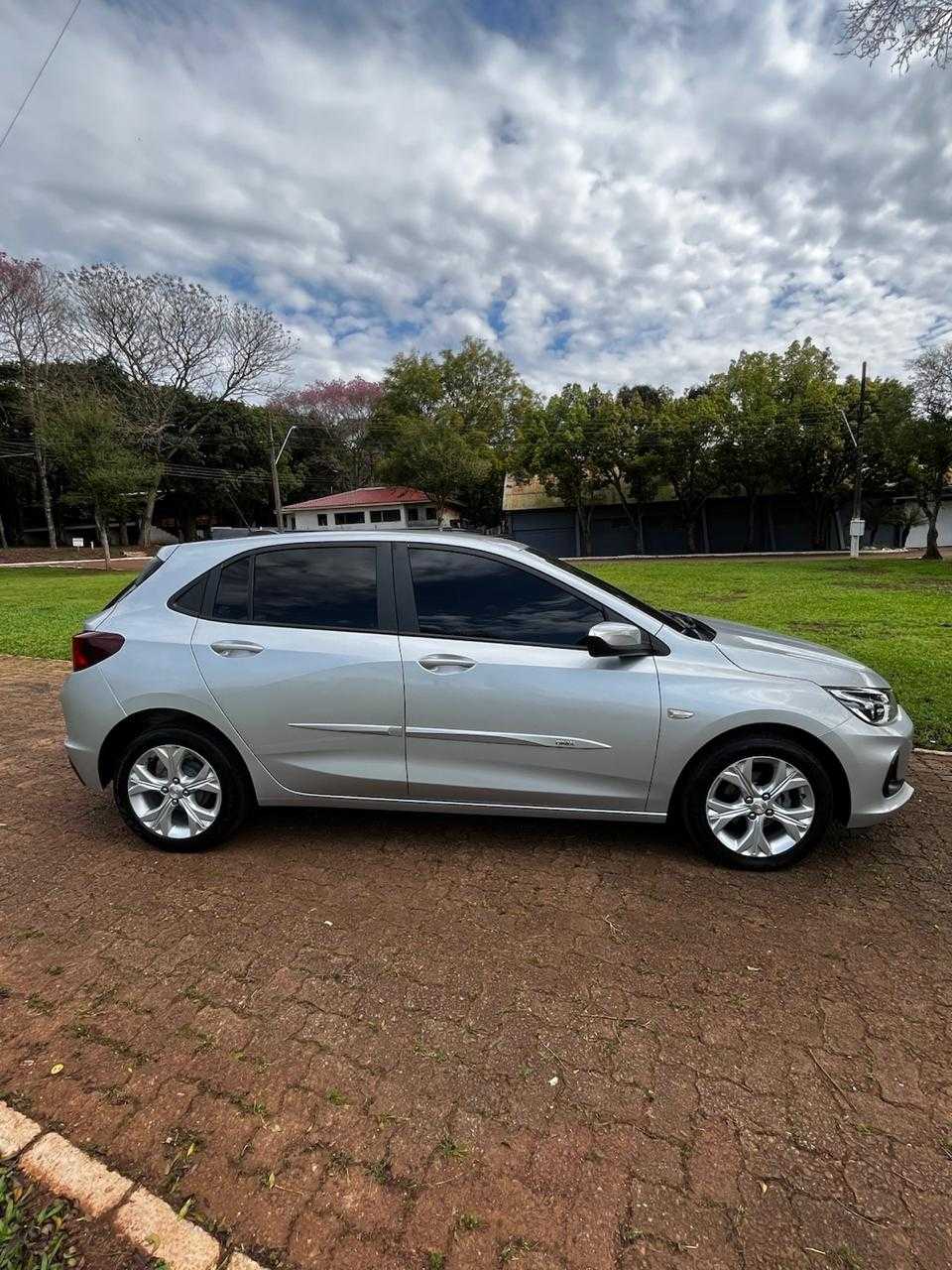 ONIX HATCH LTZ 1.0 TURBO
