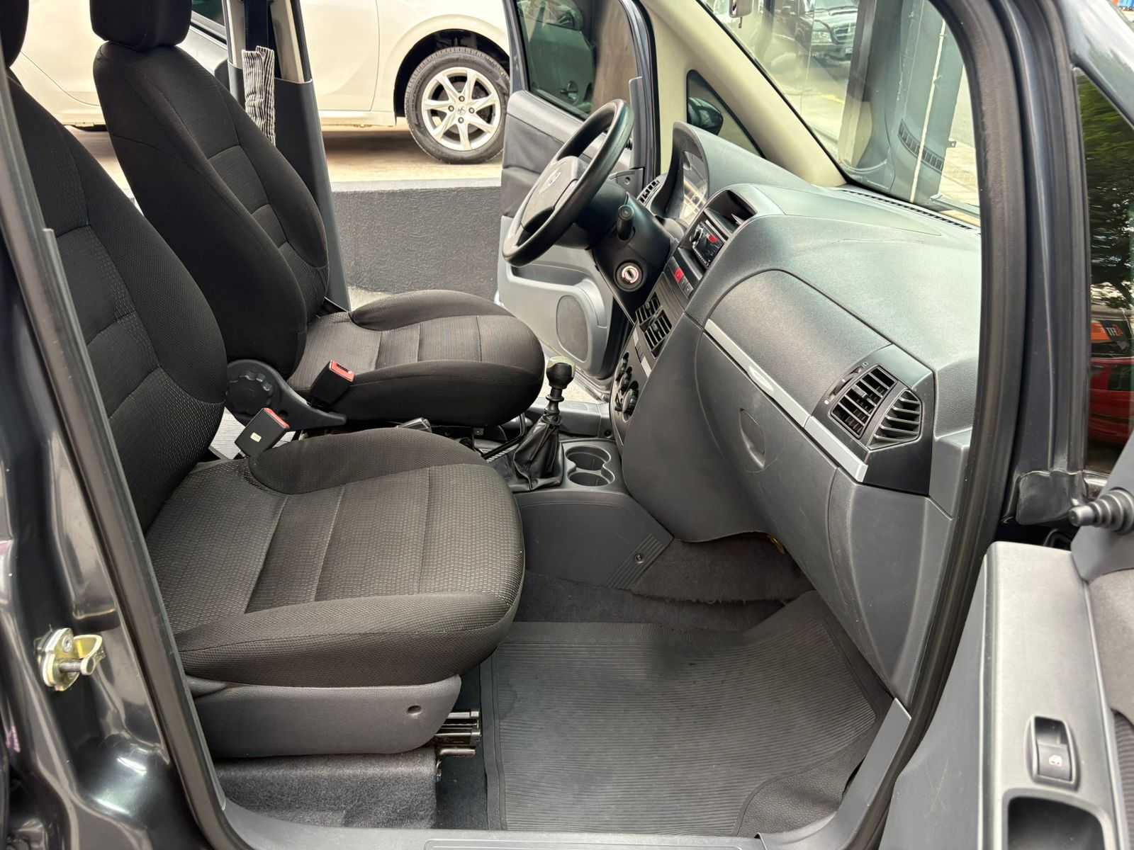 IDEA 1.4 ELX COMPLETO