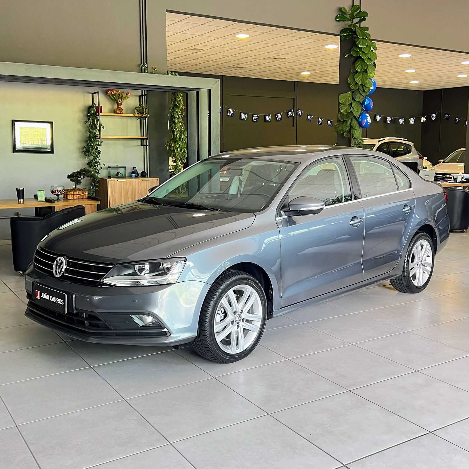 JETTA HIGHLINE 2.0 TSI AUT